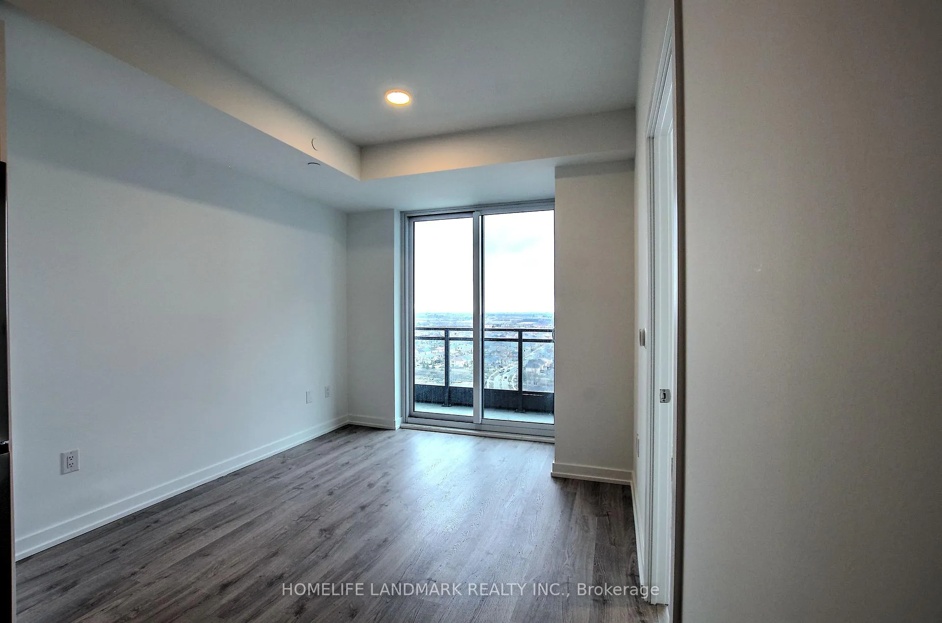 Photo 4 of Unit 2112, 9763 Markham Road, Markham, Greensborough — HOMEH