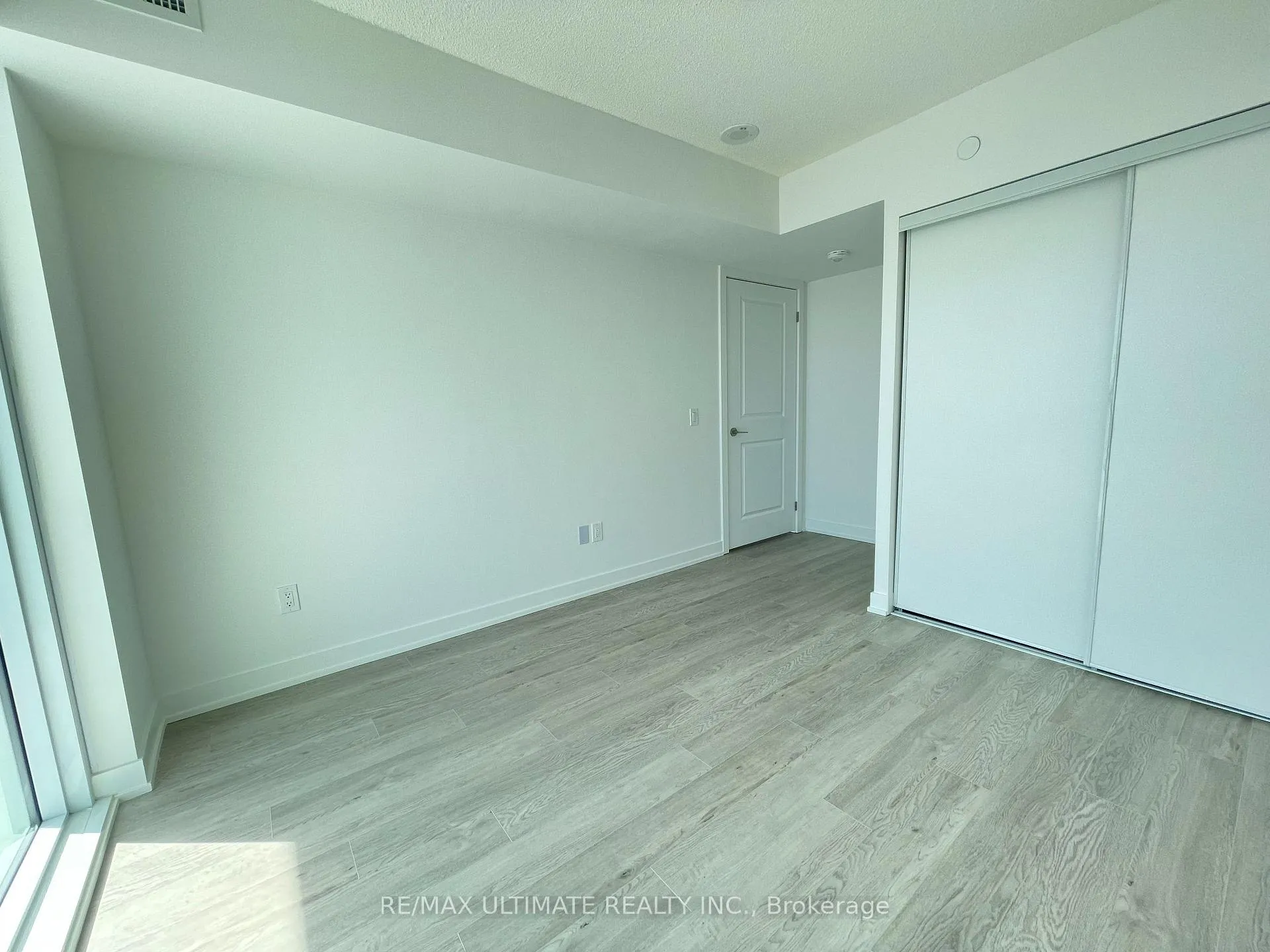 Photo 12 of Unit 2306, 1010 Sandy Beach Road, Pickering, Bay Ridges — HOMEH