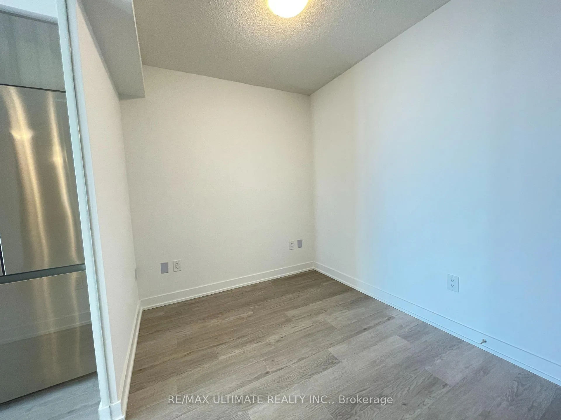 Photo 13 of Unit 2306, 1010 Sandy Beach Road, Pickering, Bay Ridges — HOMEH