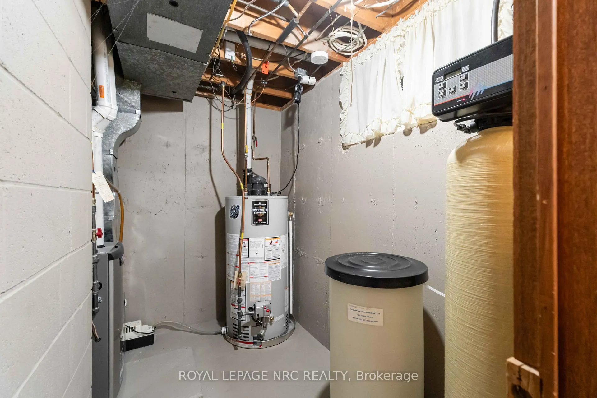 Photo 32 of 3987 Montcalm Crescent, Niagara Falls, Chippawa — HOMEH