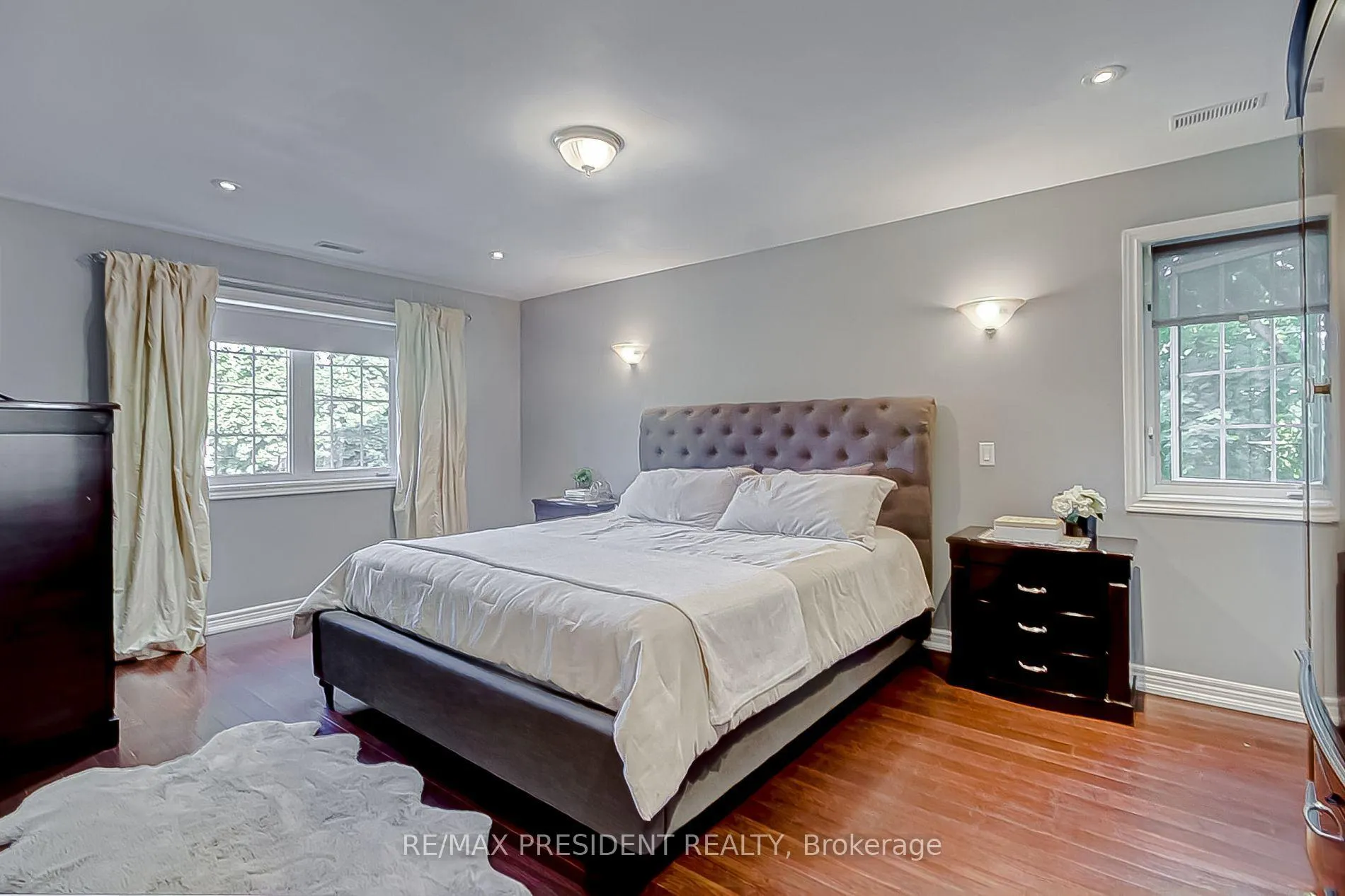 Photo 13 of 47 Harlow Crescent, Etobicoke, Thistletown-Beaumonde Heights — HOMEH