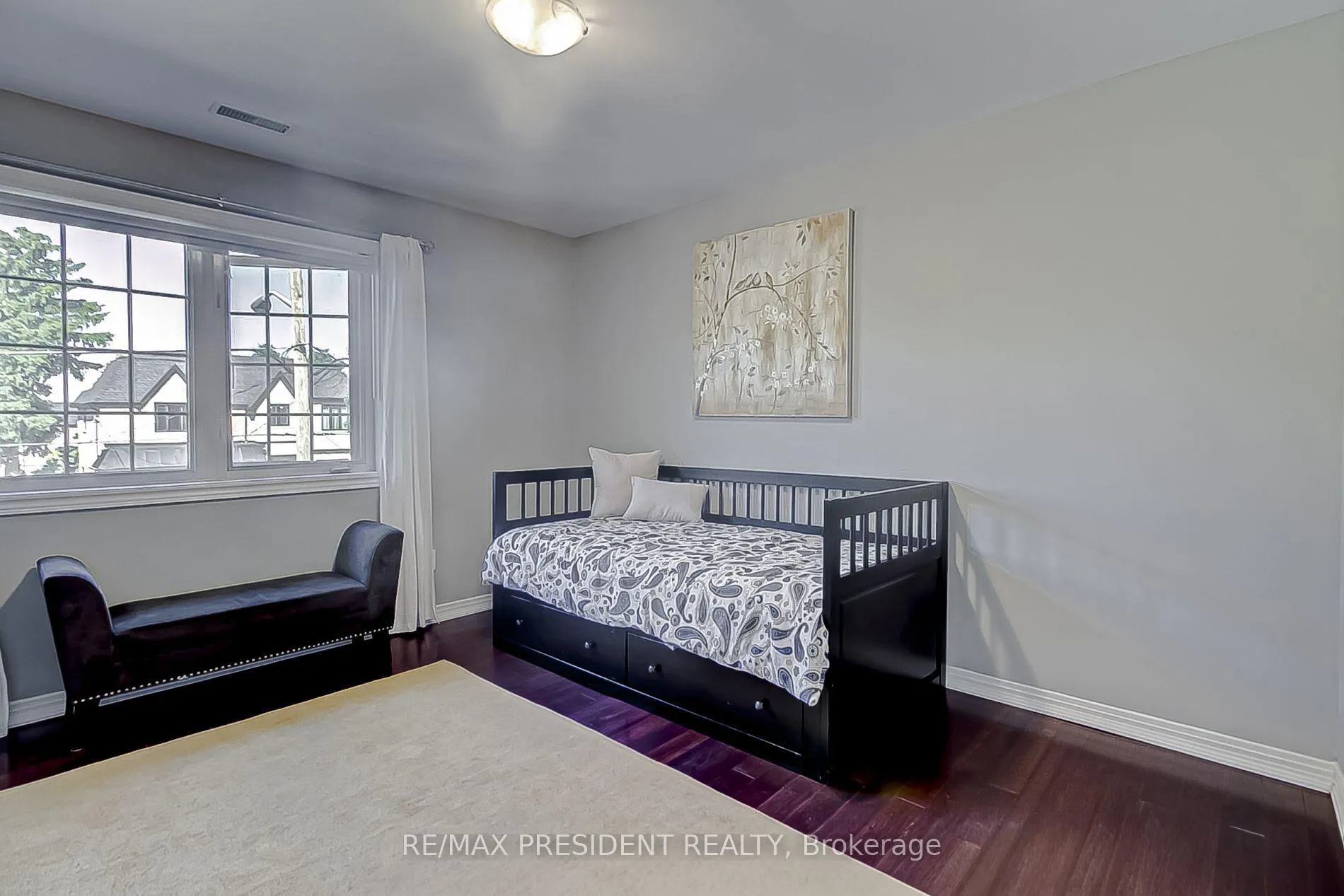 Photo 16 of 47 Harlow Crescent, Etobicoke, Thistletown-Beaumonde Heights — HOMEH