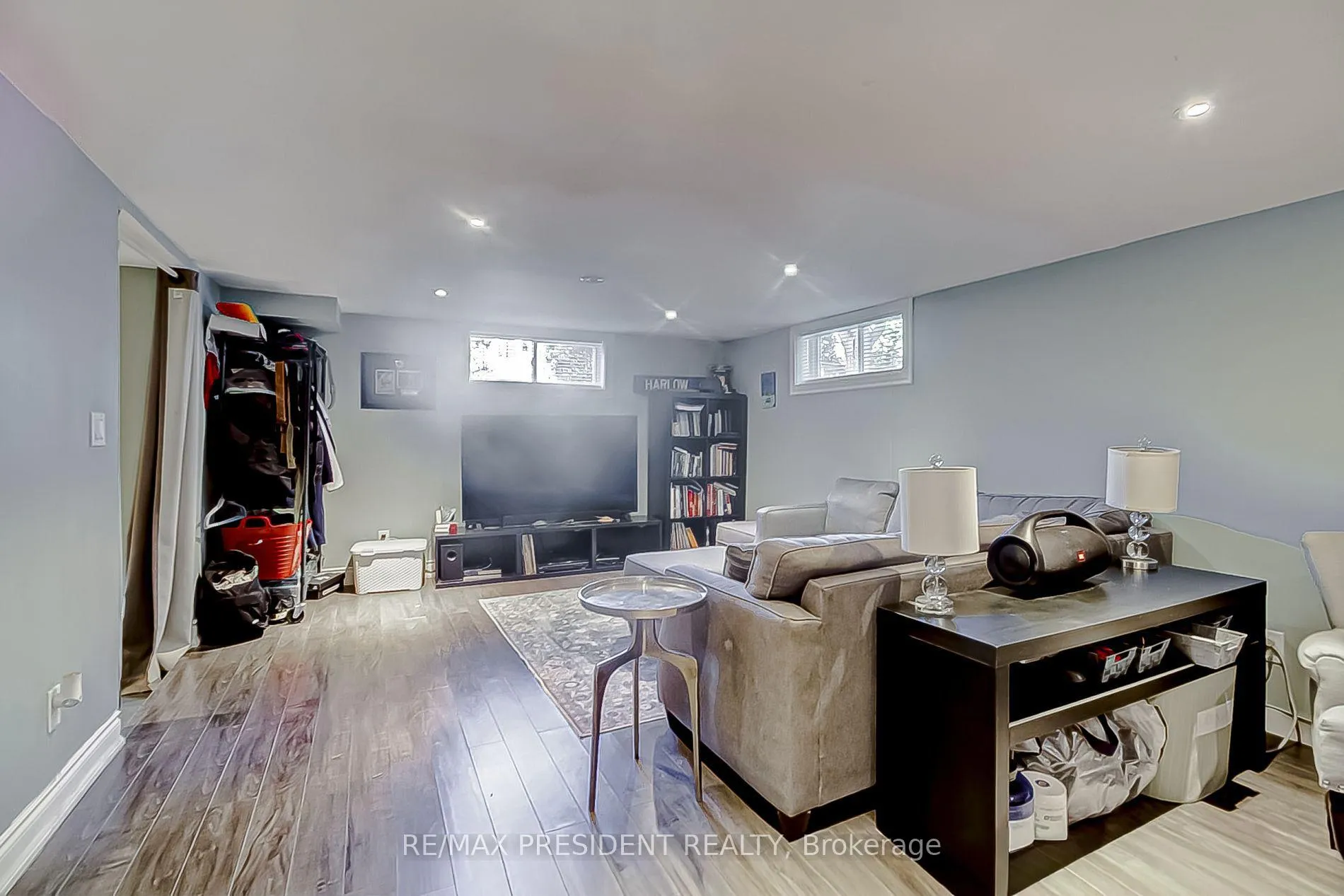 Photo 22 of 47 Harlow Crescent, Etobicoke, Thistletown-Beaumonde Heights — HOMEH