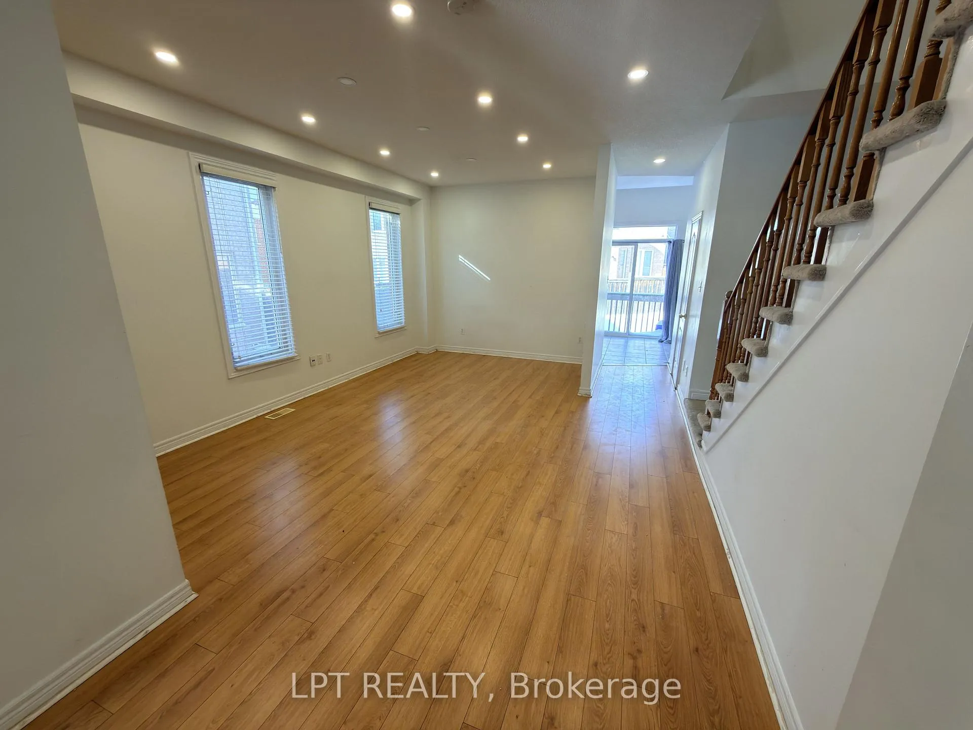 Photo 4 of 38 Silent Pond Crescent, Brampton, Madoc — HOMEH