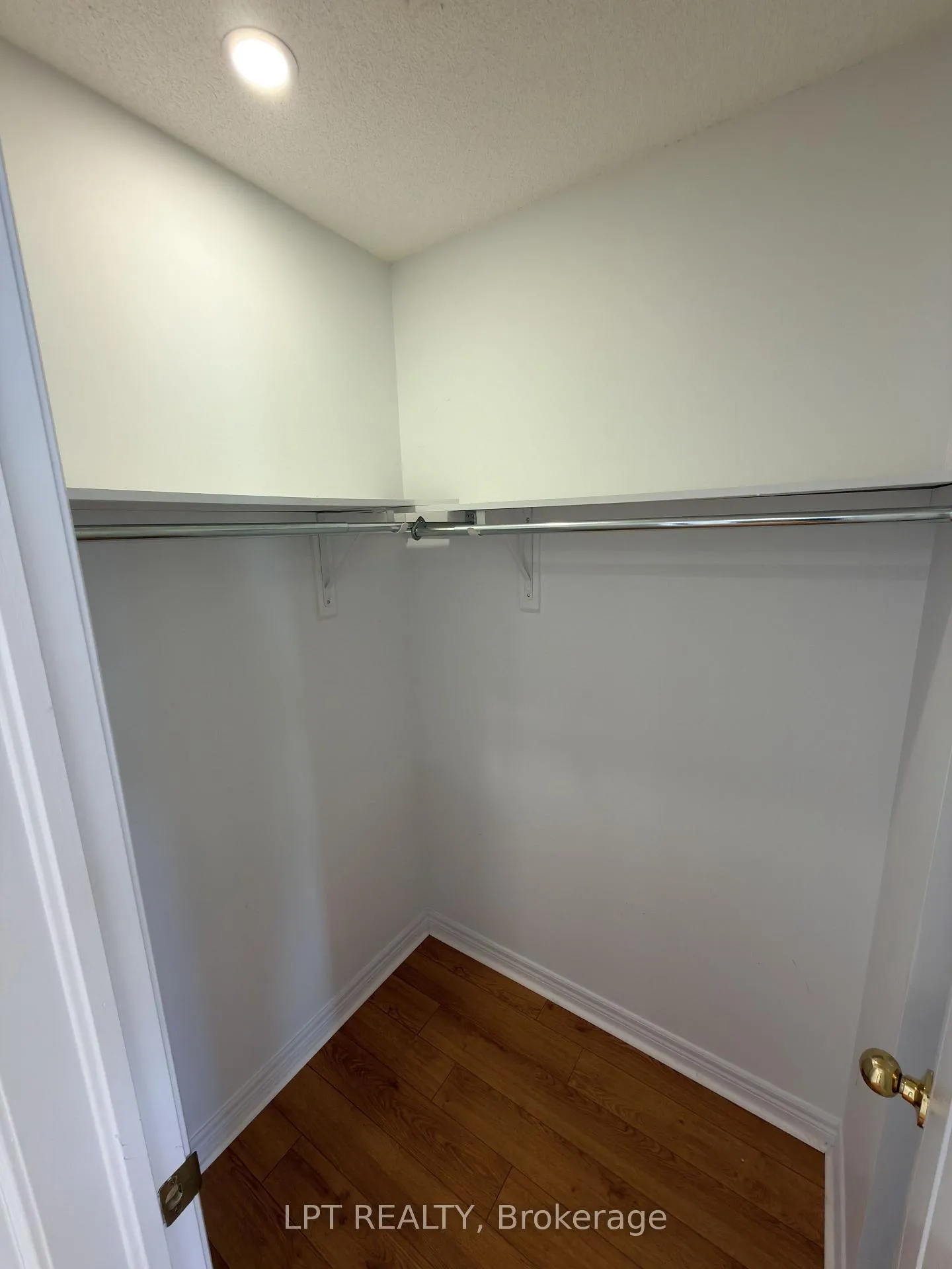 Photo 14 of 38 Silent Pond Crescent, Brampton, Madoc — HOMEH