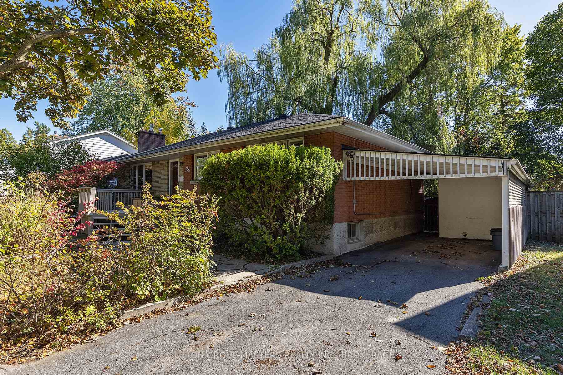 Photo 3 of 38 Watts Crescent, Kingston, Central City West — HOMEH