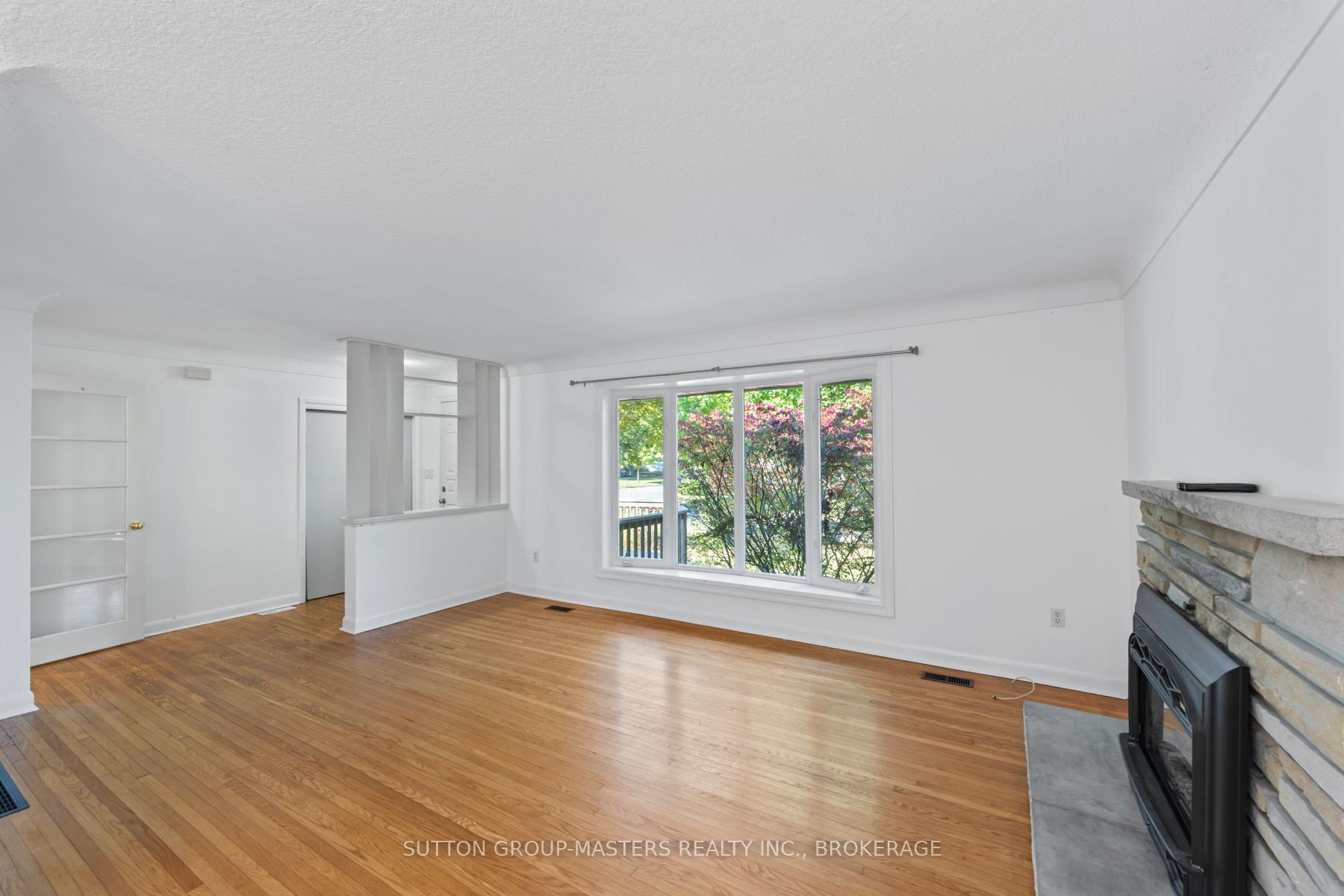 Photo 12 of 38 Watts Crescent, Kingston, Central City West — HOMEH