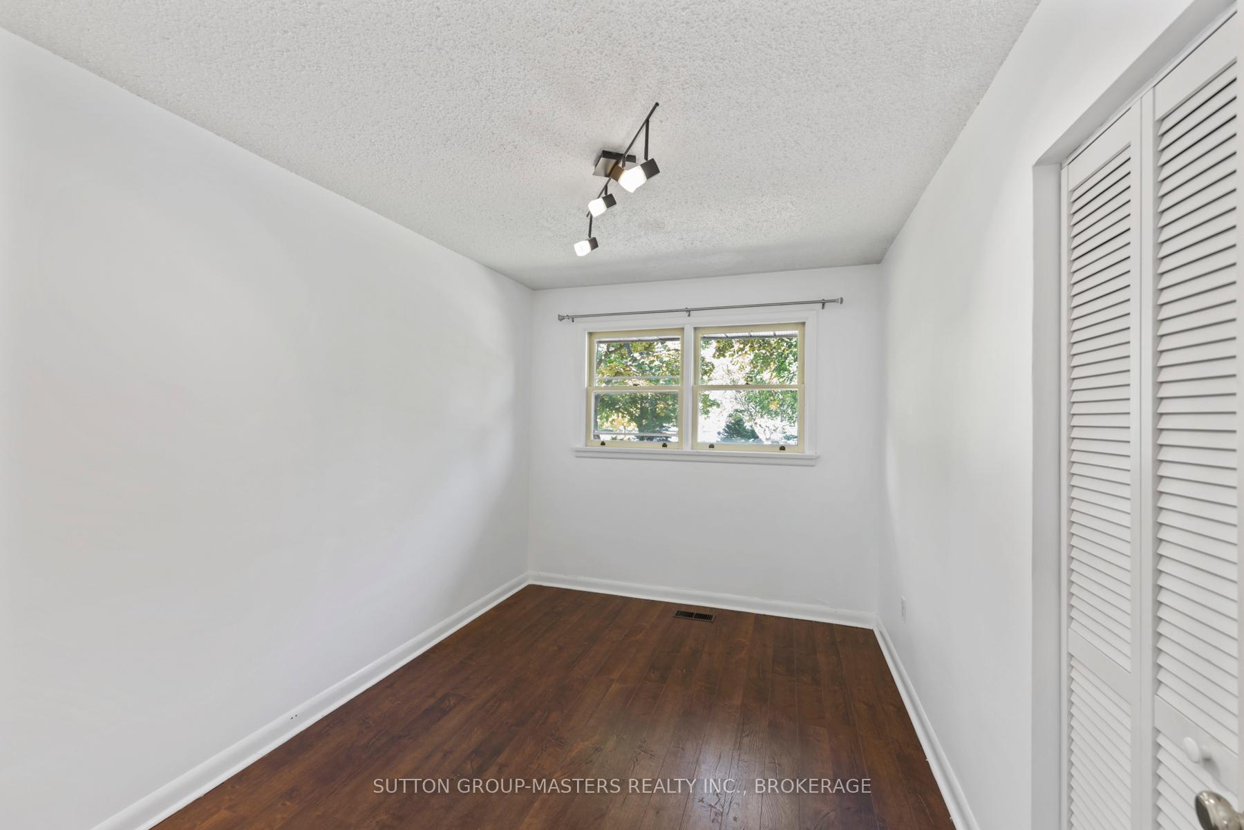 Photo 19 of 38 Watts Crescent, Kingston, Central City West — HOMEH