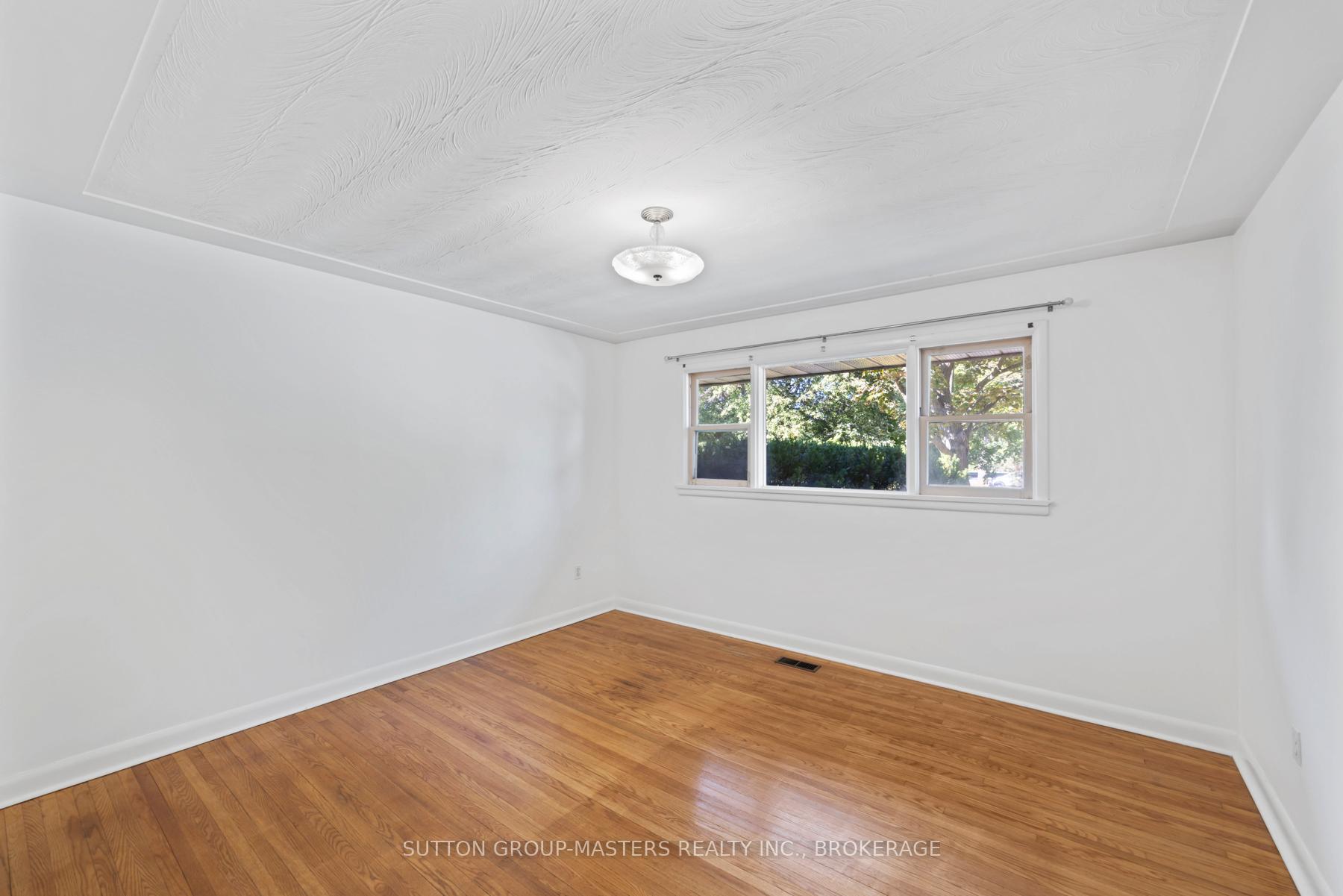 Photo 22 of 38 Watts Crescent, Kingston, Central City West — HOMEH