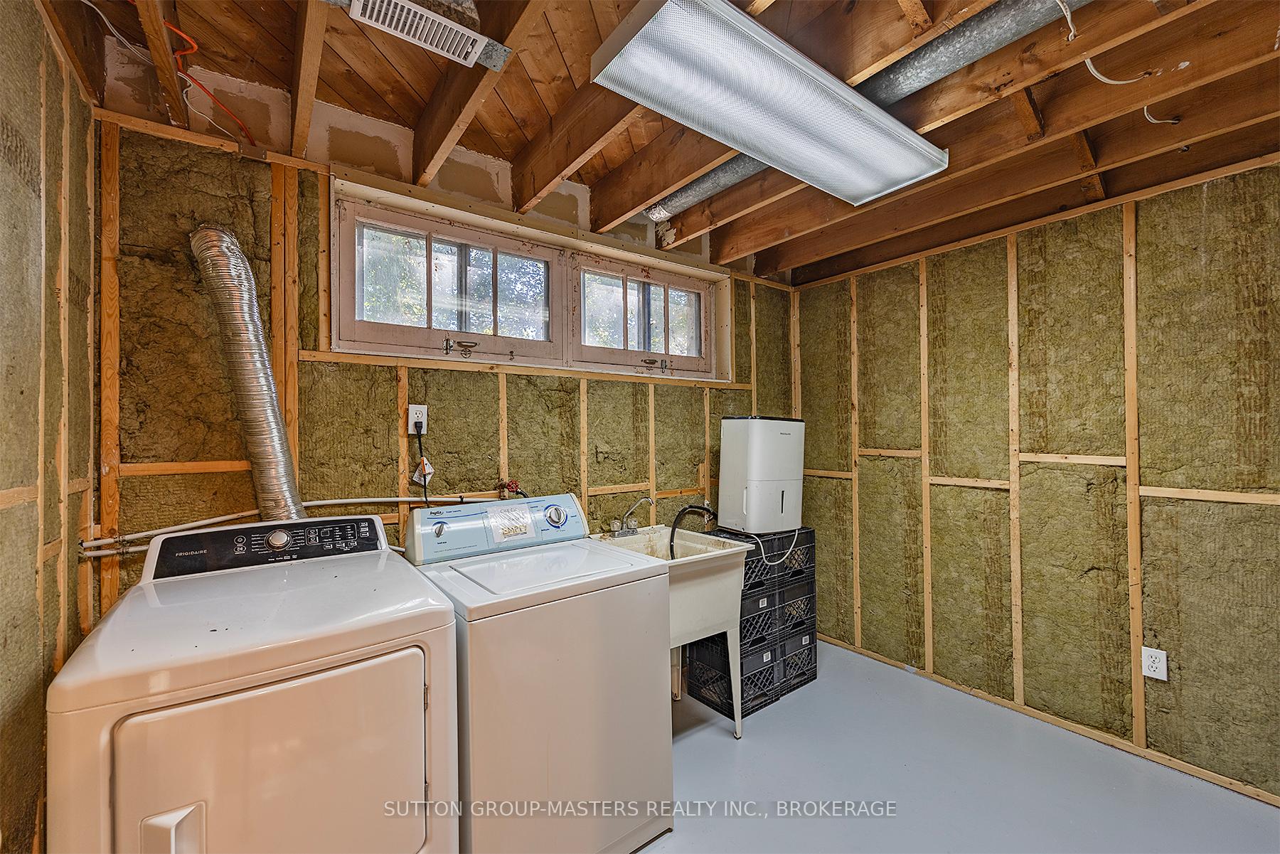 Photo 37 of 38 Watts Crescent, Kingston, Central City West — HOMEH