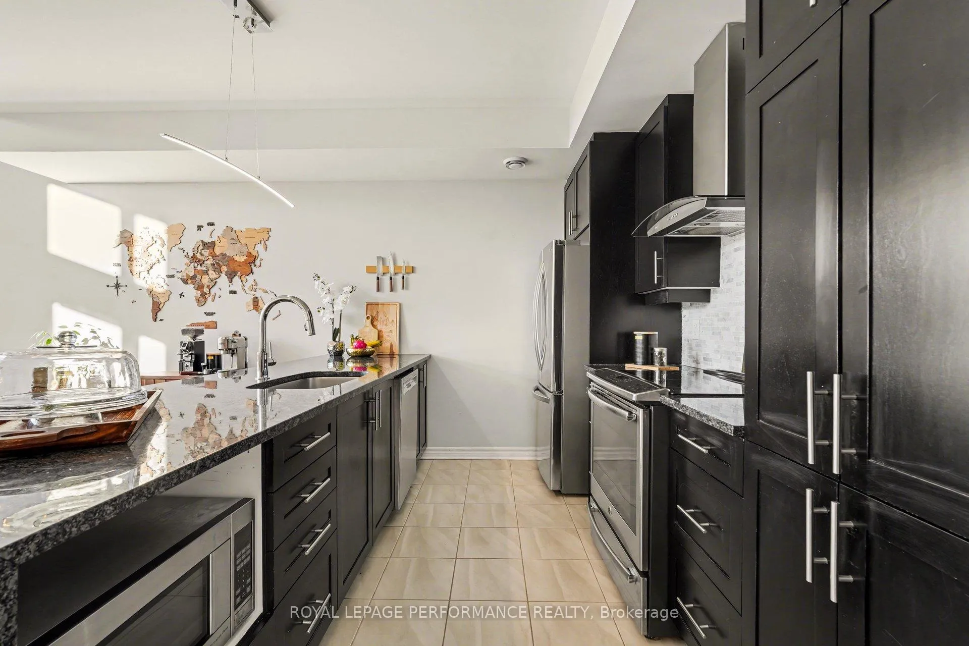 Photo 13 of 151 Poplin Street, Ottawa, Riverside South/Gloucester Glen — HOMEH
