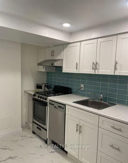 Photo 5 of Unit Bsmt, 8 Hillside Drive, Toronto, Broadview North — HOMEH