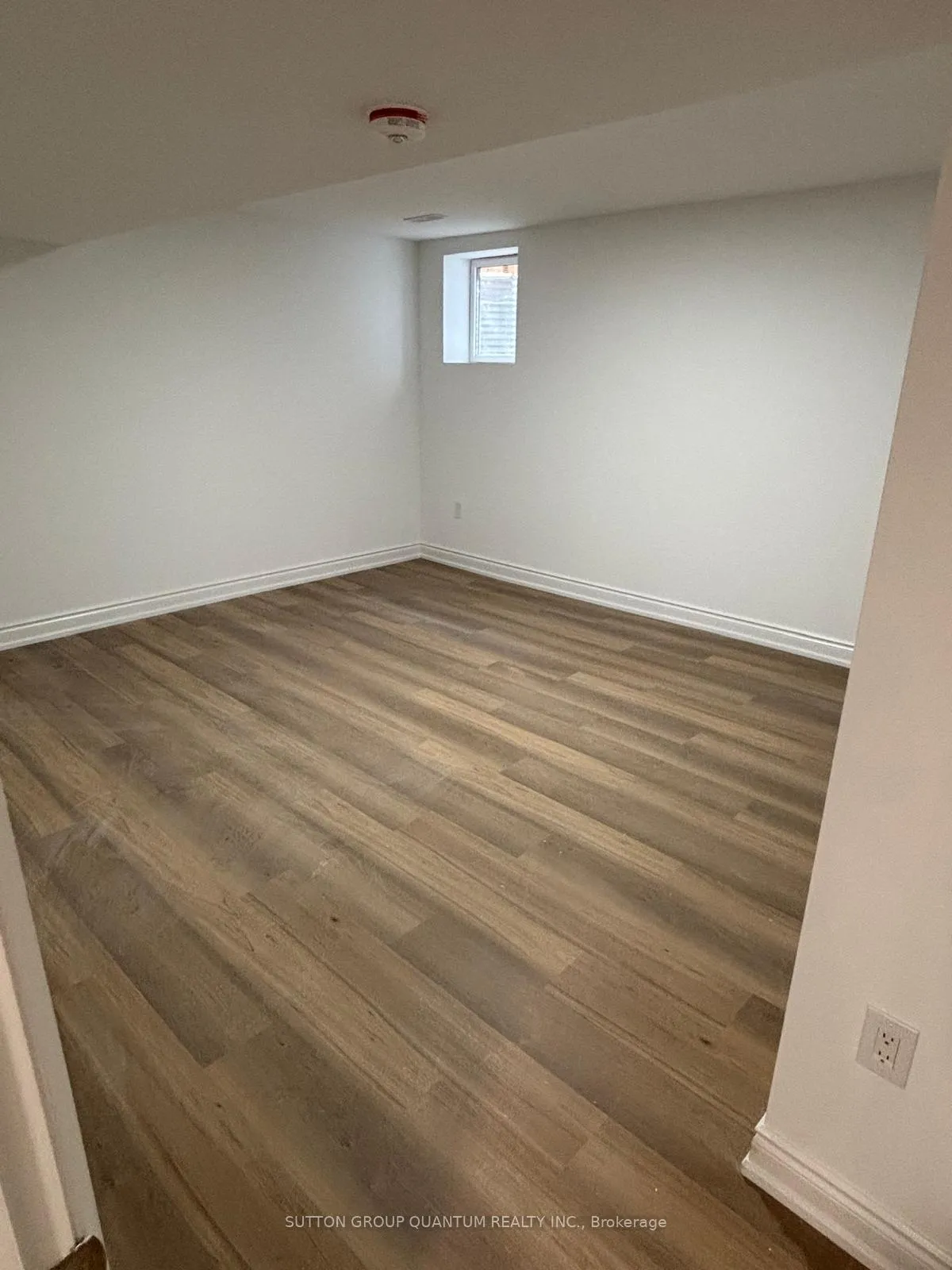 Photo 4 of Unit Basement, 25 Clearfield Drive, Brampton, Bram East — HOMEH