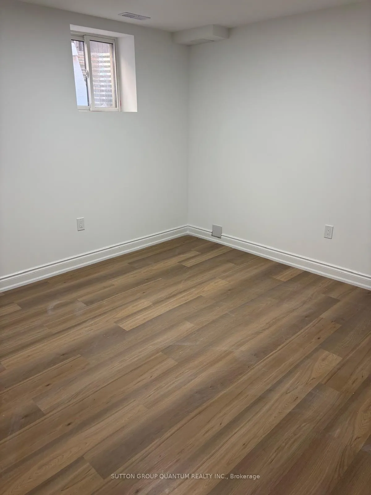 Photo 5 of Unit Basement, 25 Clearfield Drive, Brampton, Bram East — HOMEH