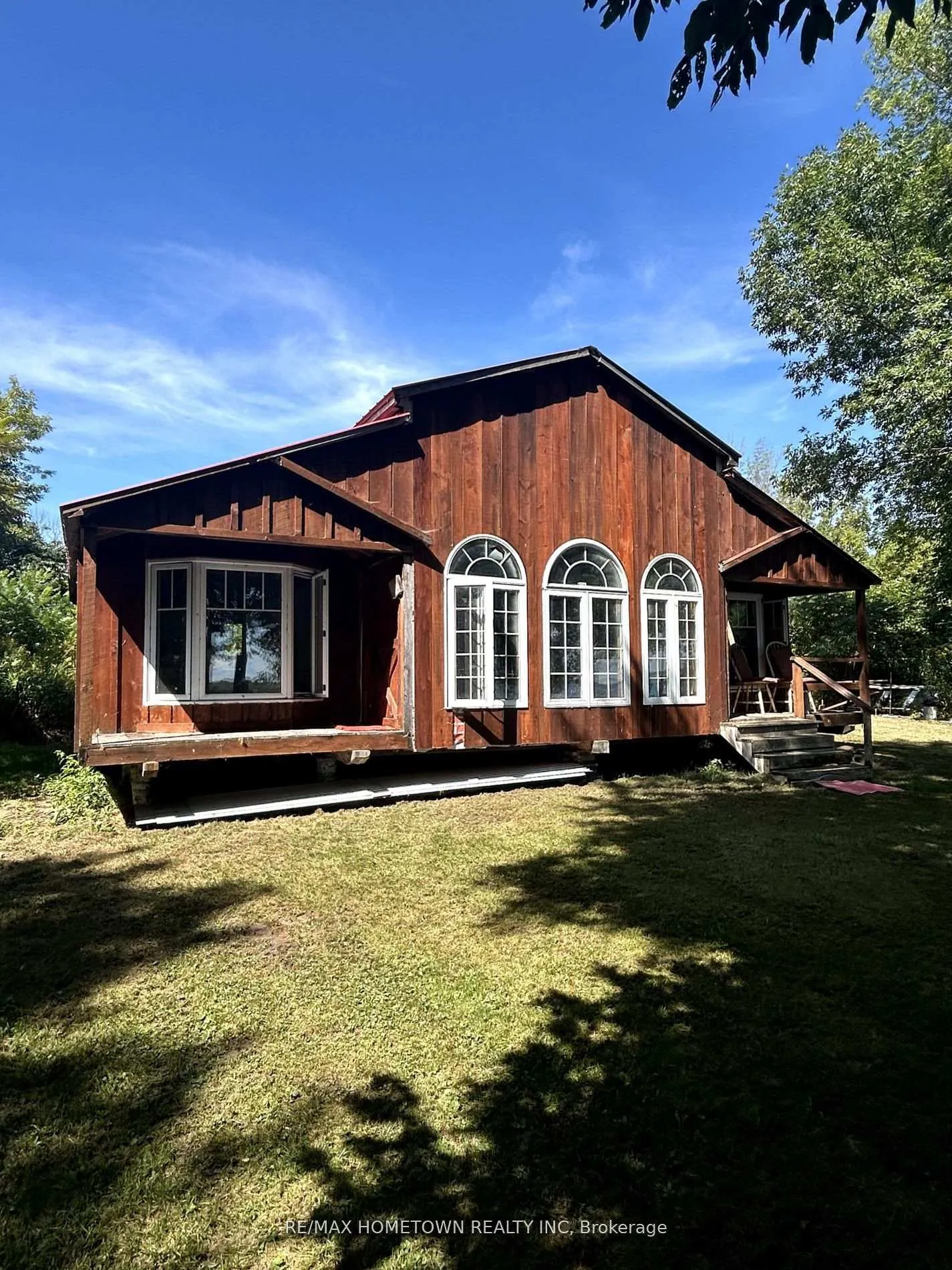 Photo 1 of 8 St. Francis Island, South Glengarry, South Glengarry (Charlottenburgh) Twp — HOMEH