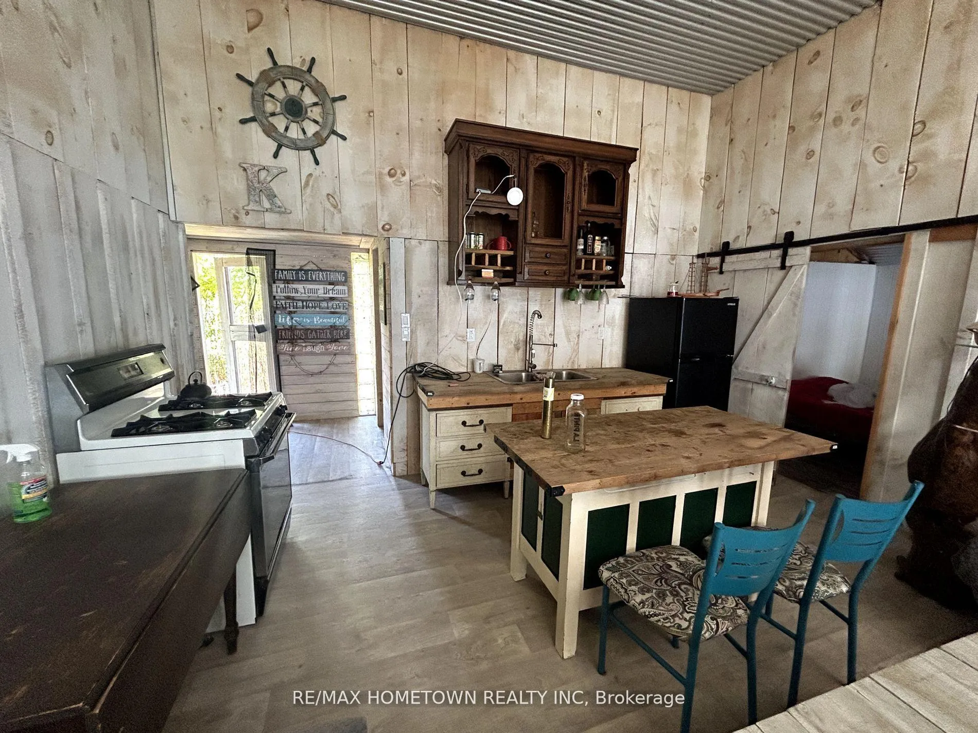 Photo 5 of 8 St. Francis Island, South Glengarry, South Glengarry (Charlottenburgh) Twp — HOMEH