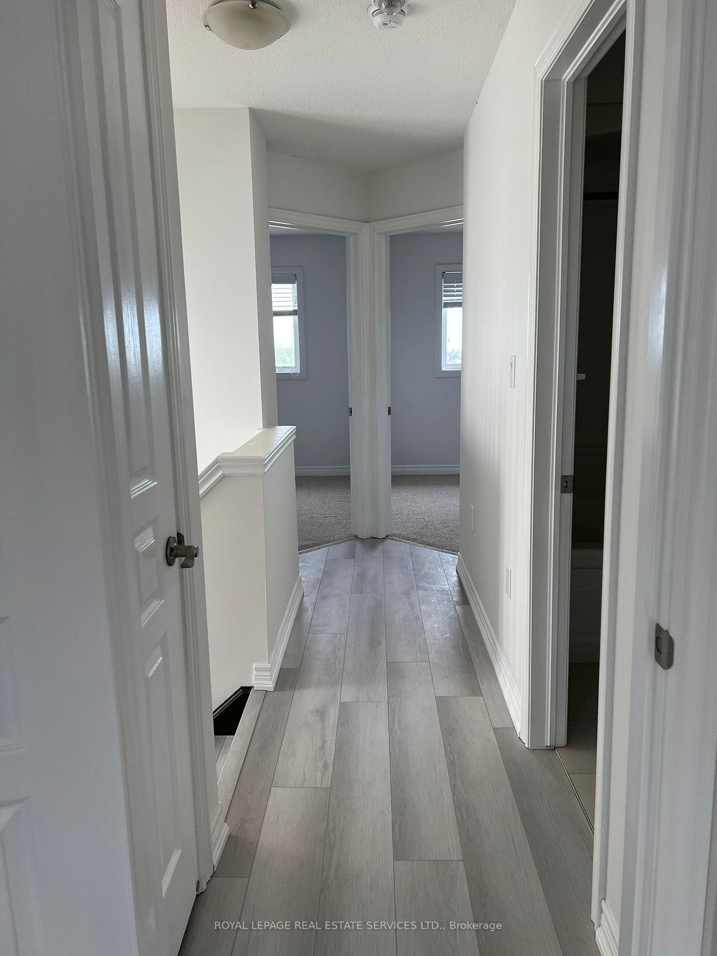 Photo 13 of 68 Bloom Crescent, Hamilton, Stoney Creek — HOMEH
