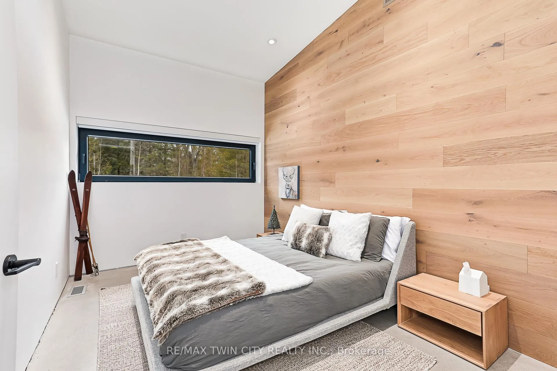 Photo 9 of 112 Martin Grove, Blue Mountains — HOMEH