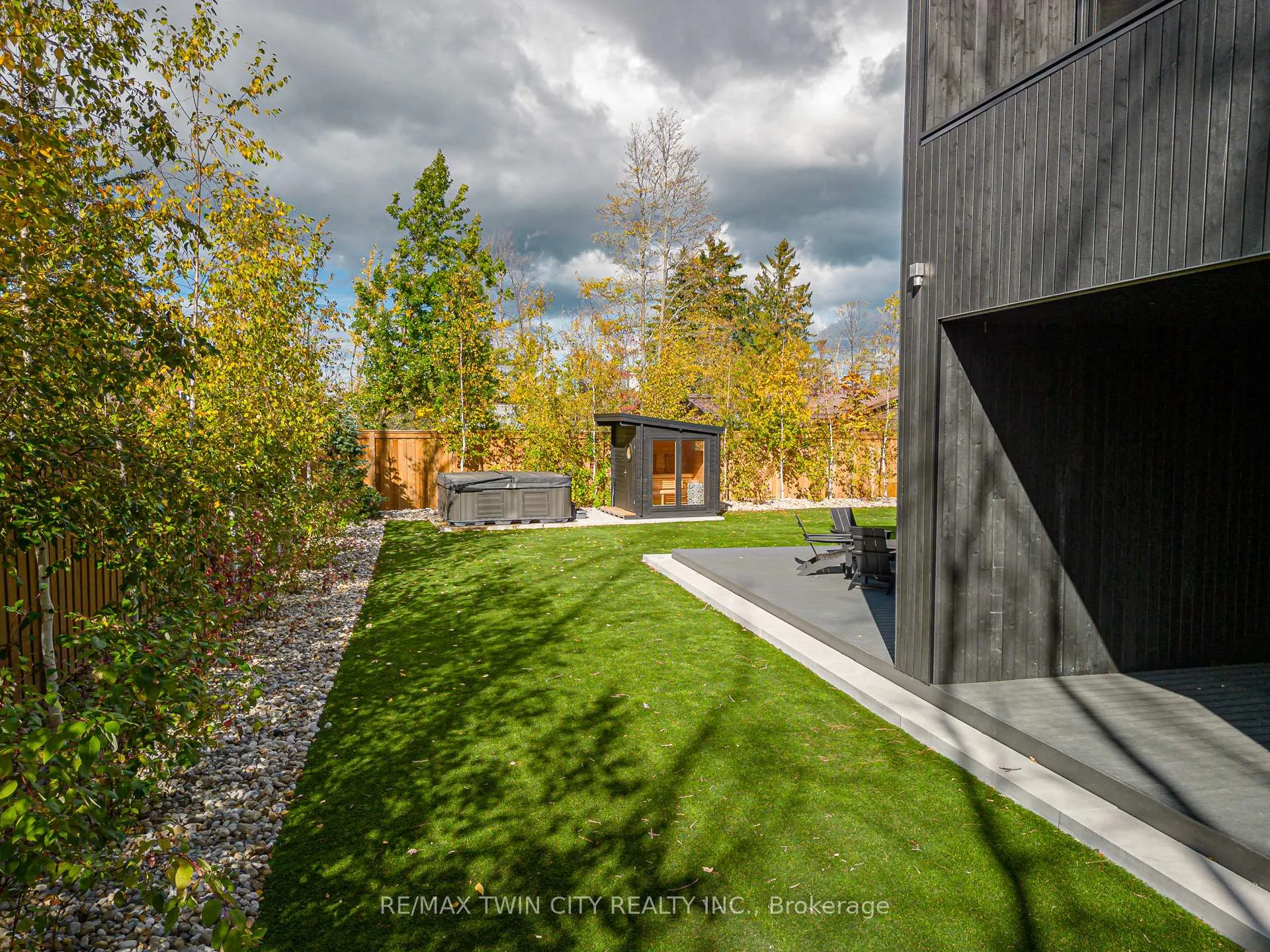 Photo 33 of 112 Martin Grove, Blue Mountains — HOMEH