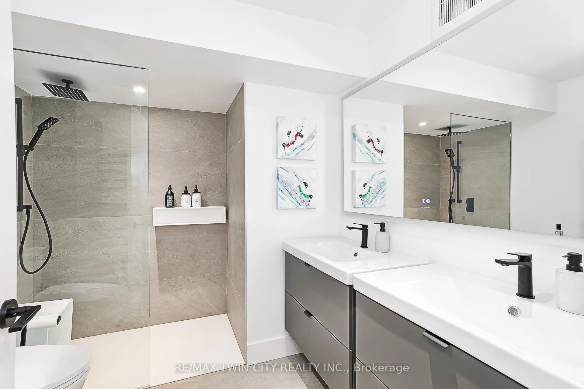 Photo 34 of 112 Martin Grove, Blue Mountains — HOMEH