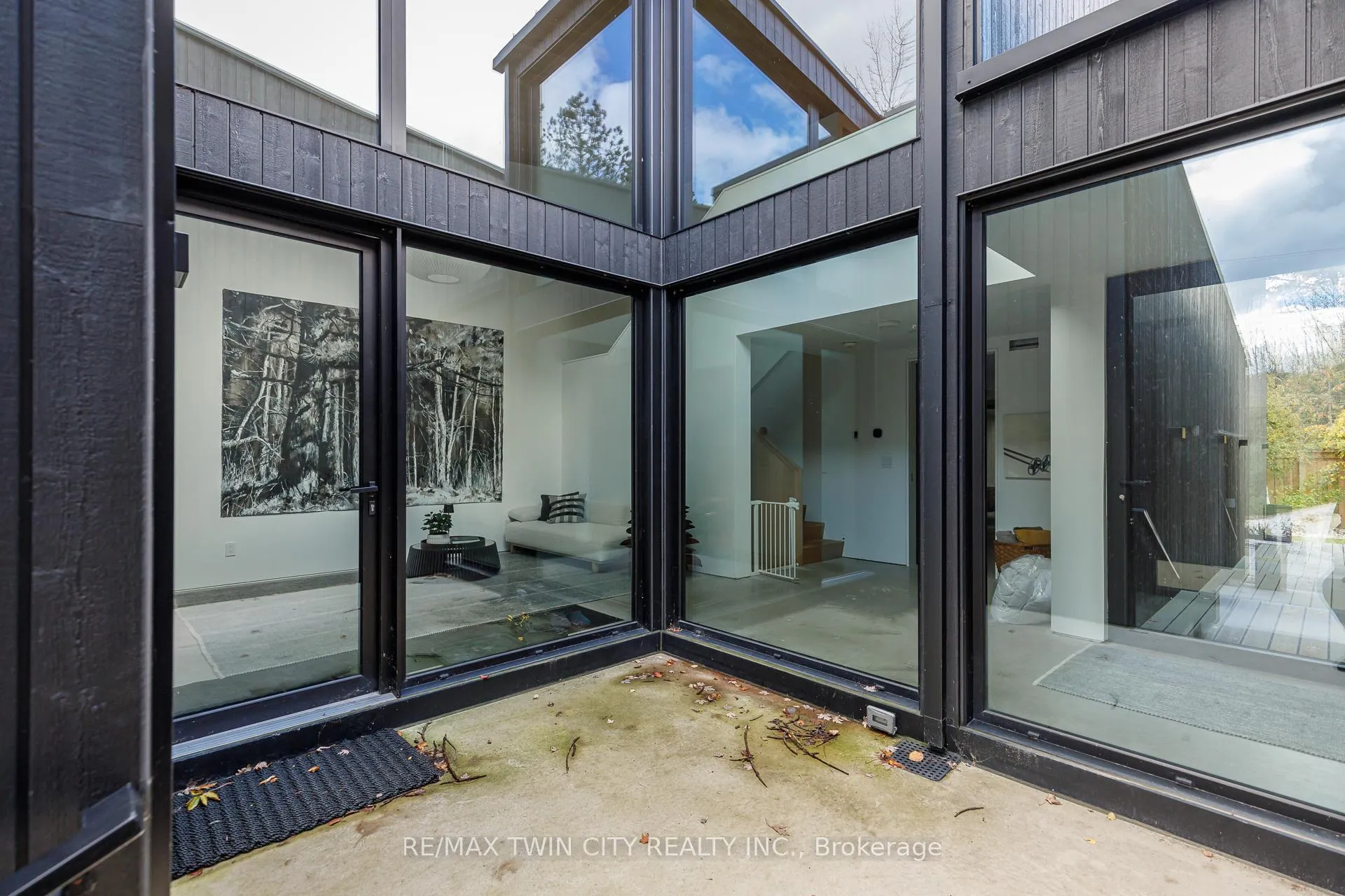 Photo 35 of 112 Martin Grove, Blue Mountains — HOMEH