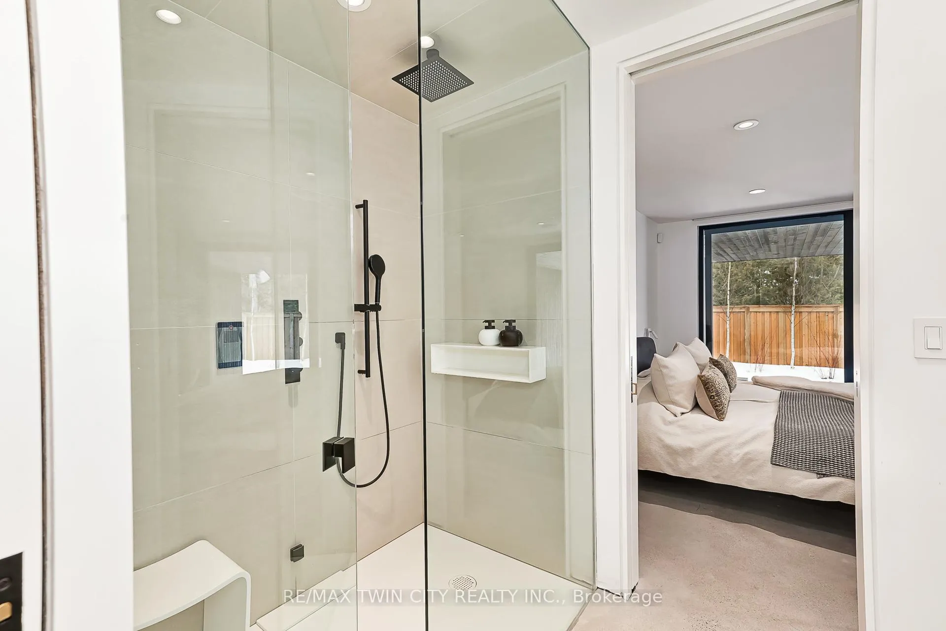 Photo 44 of 112 Martin Grove, Blue Mountains — HOMEH