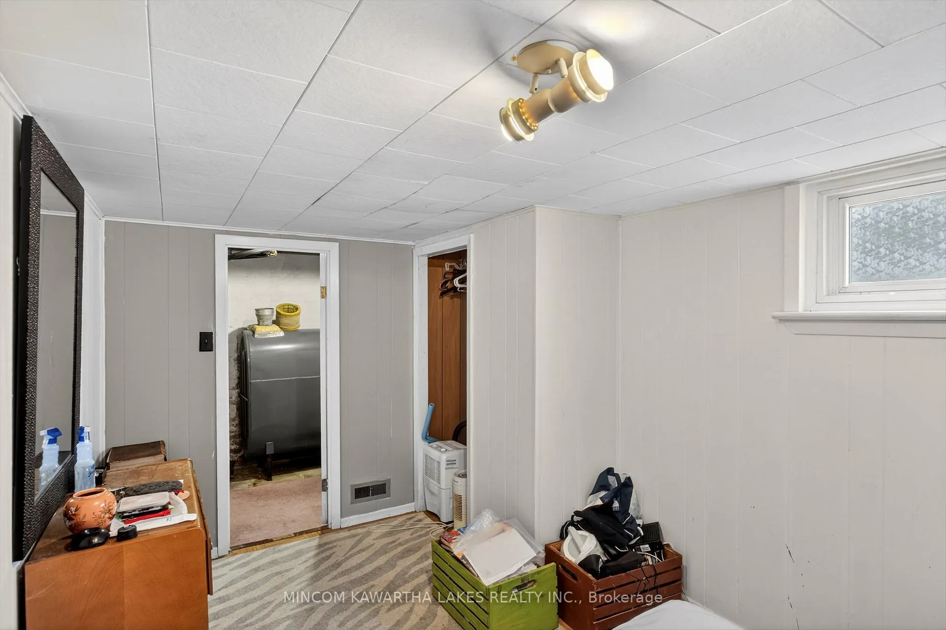 Photo 31 of 469 Edison Avenue, Peterborough, Otonabee Ward 1 — HOMEH