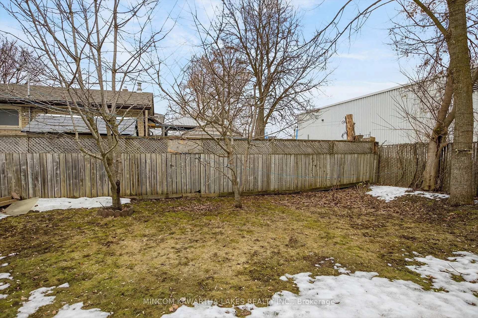 Photo 43 of 469 Edison Avenue, Peterborough, Otonabee Ward 1 — HOMEH