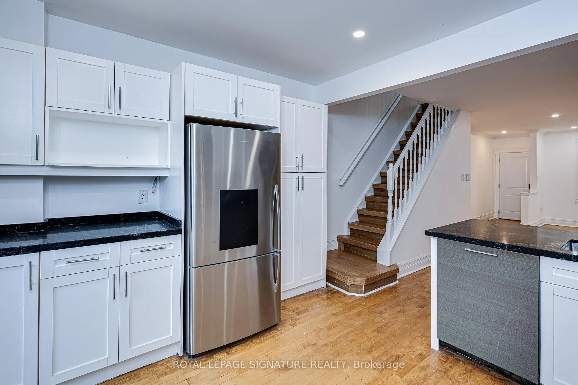 Photo 21 of 218 Lee Avenue, Toronto, The Beaches — HOMEH