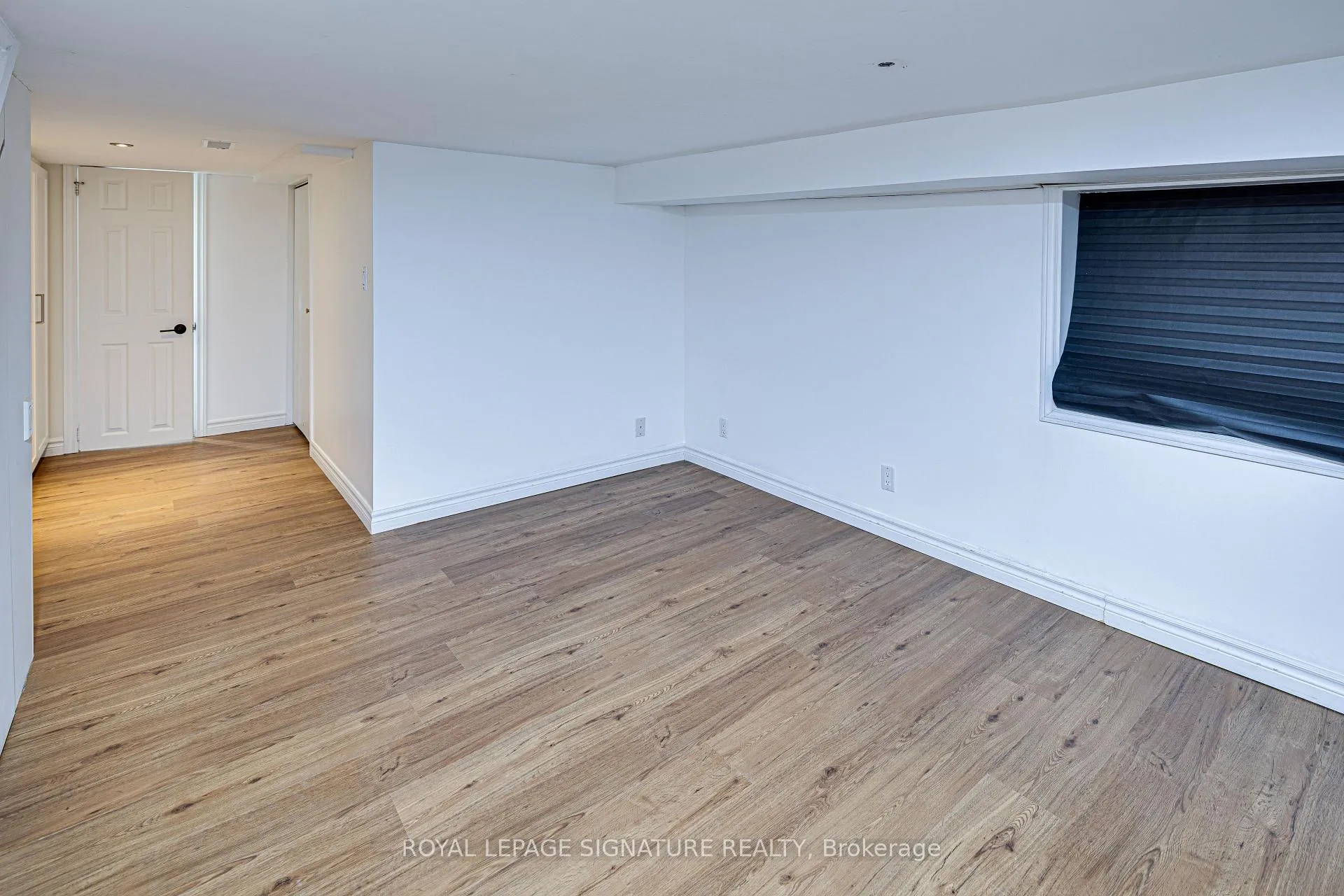 Photo 24 of 218 Lee Avenue, Toronto, The Beaches — HOMEH