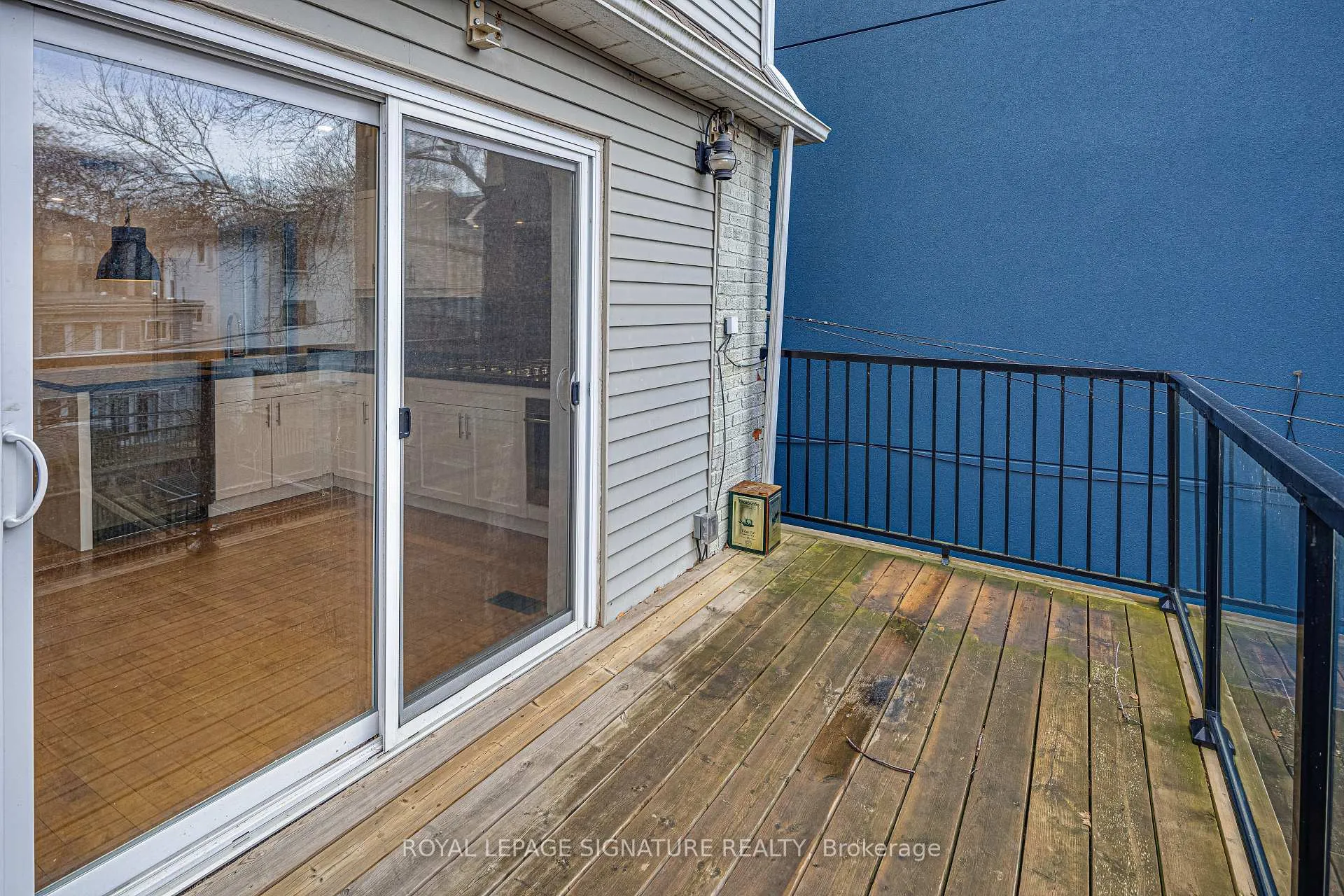 Photo 33 of 218 Lee Avenue, Toronto, The Beaches — HOMEH