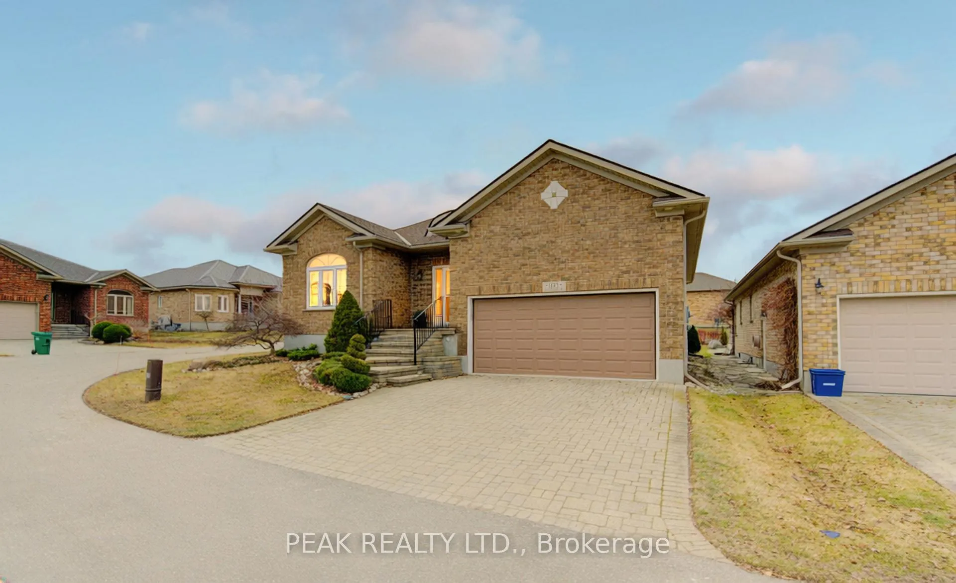 Photo 2 of 103 Devonshire Drive, Wilmot — HOMEH