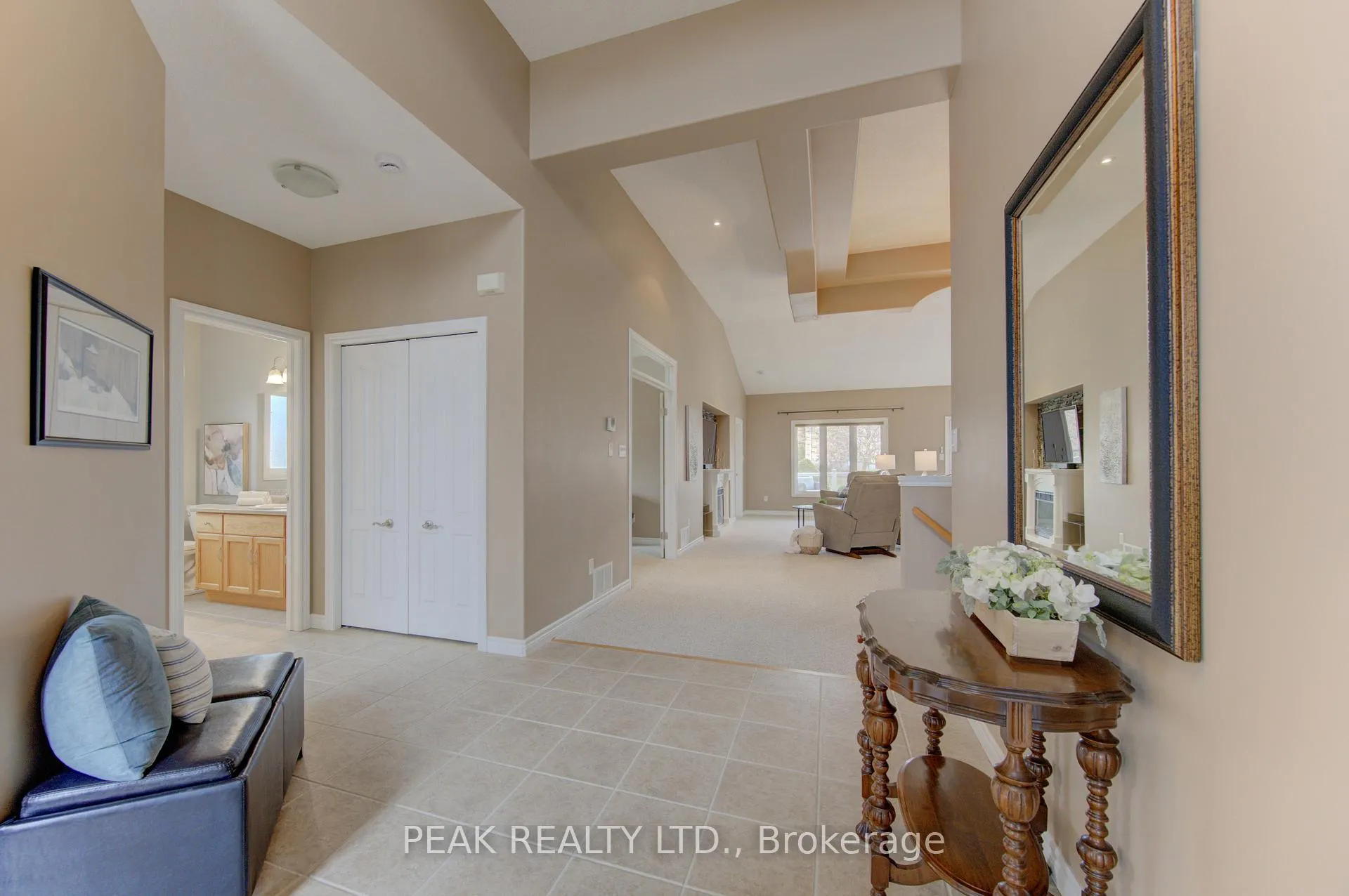 Photo 5 of 103 Devonshire Drive, Wilmot — HOMEH