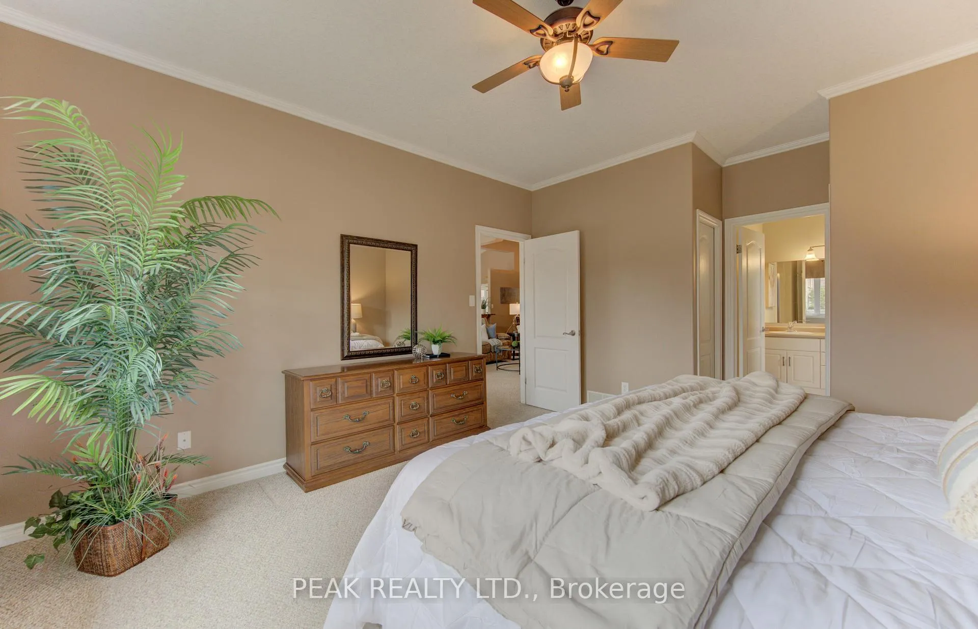 Photo 29 of 103 Devonshire Drive, Wilmot — HOMEH
