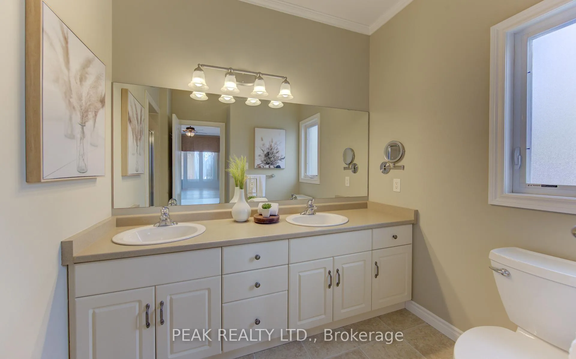 Photo 30 of 103 Devonshire Drive, Wilmot — HOMEH