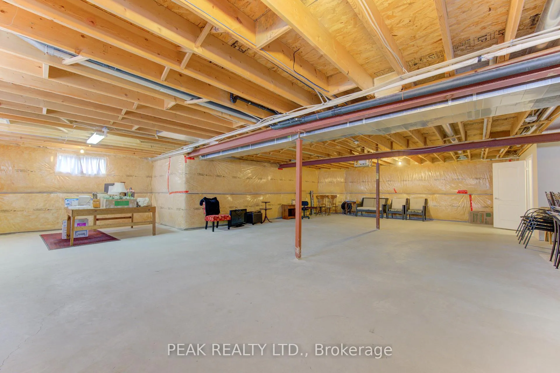 Photo 32 of 103 Devonshire Drive, Wilmot — HOMEH