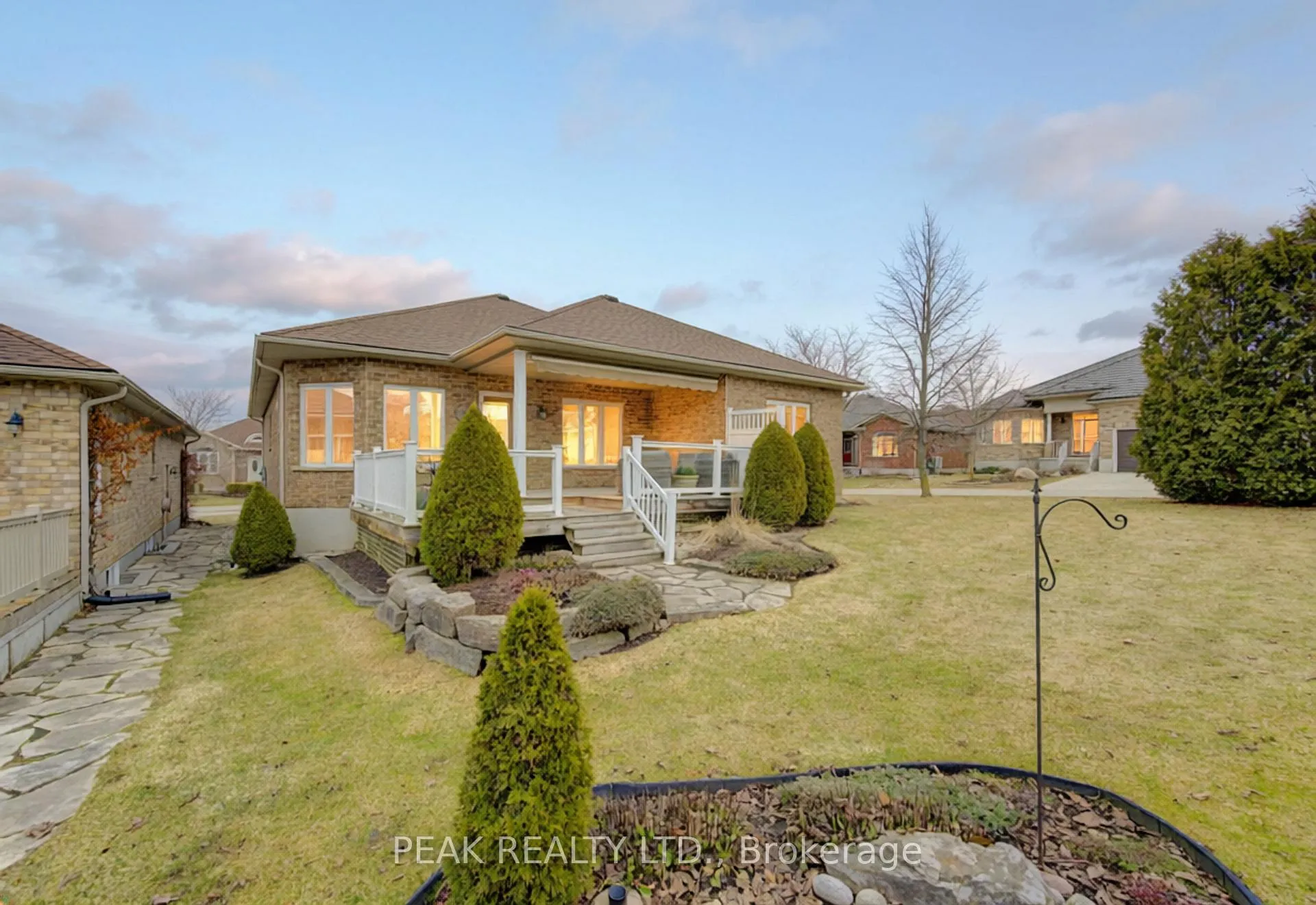 Photo 38 of 103 Devonshire Drive, Wilmot — HOMEH