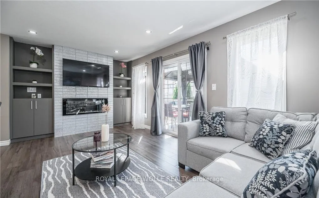 Photo 8 of 25 Machado Street, Kitchener, Huron Park — HOMEH
