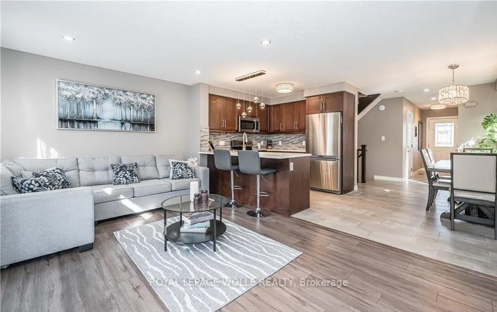 Photo 10 of 25 Machado Street, Kitchener, Huron Park — HOMEH