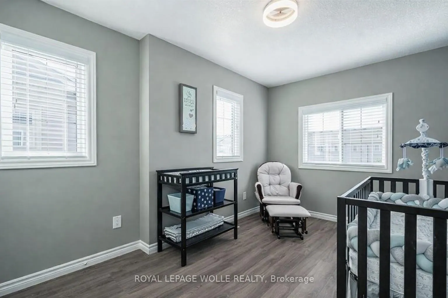 Photo 18 of 25 Machado Street, Kitchener, Huron Park — HOMEH