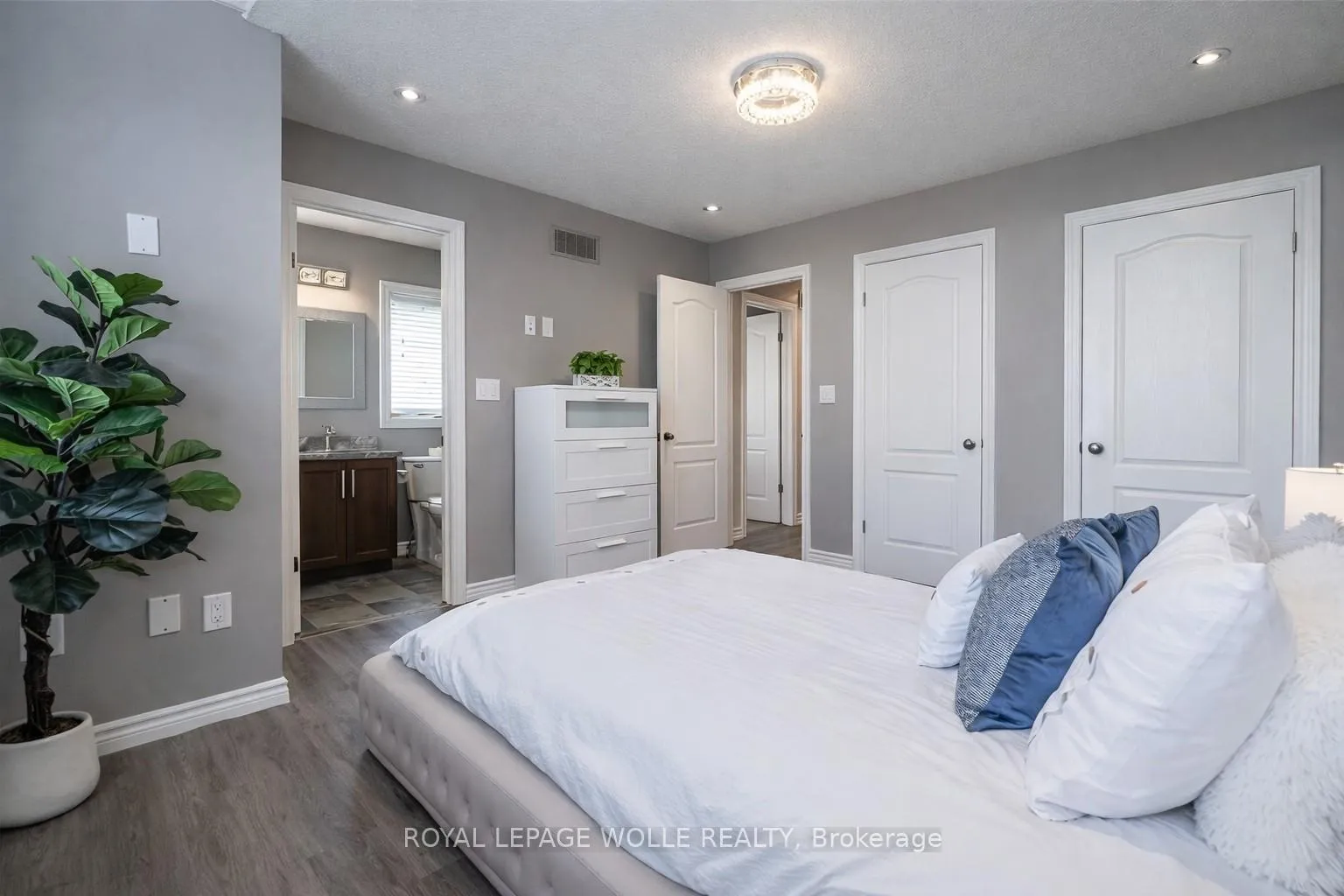 Photo 25 of 25 Machado Street, Kitchener, Huron Park — HOMEH