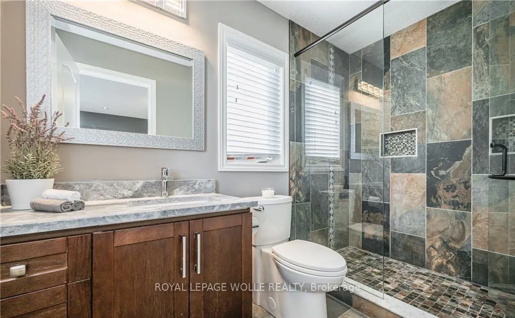 Photo 27 of 25 Machado Street, Kitchener, Huron Park — HOMEH