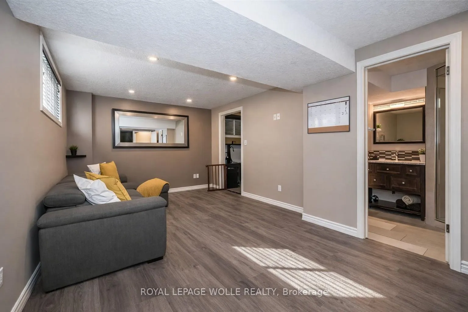 Photo 29 of 25 Machado Street, Kitchener, Huron Park — HOMEH