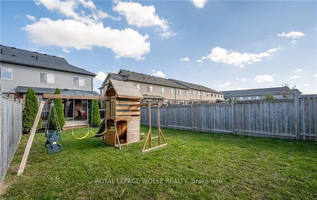 Photo 37 of 25 Machado Street, Kitchener, Huron Park — HOMEH