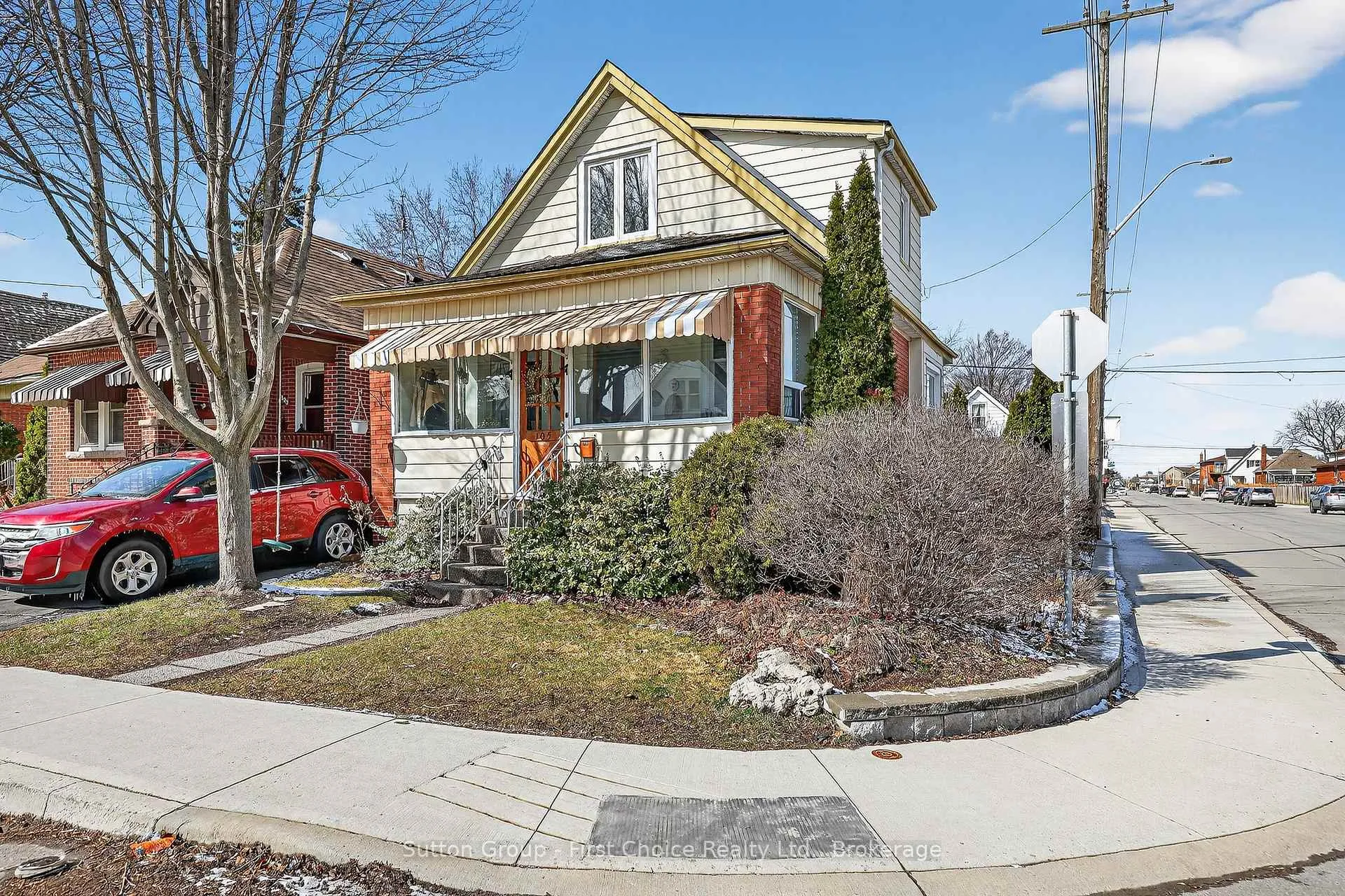 Photo 1 of 105 Barons Avenue N, Hamilton, Homeside — HOMEH