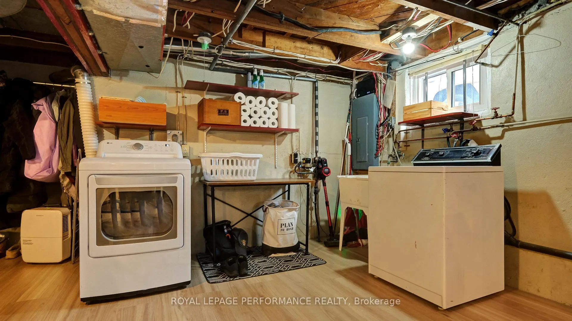 Photo 18 of 319 Frontenac Street, Ottawa, Vanier — HOMEH