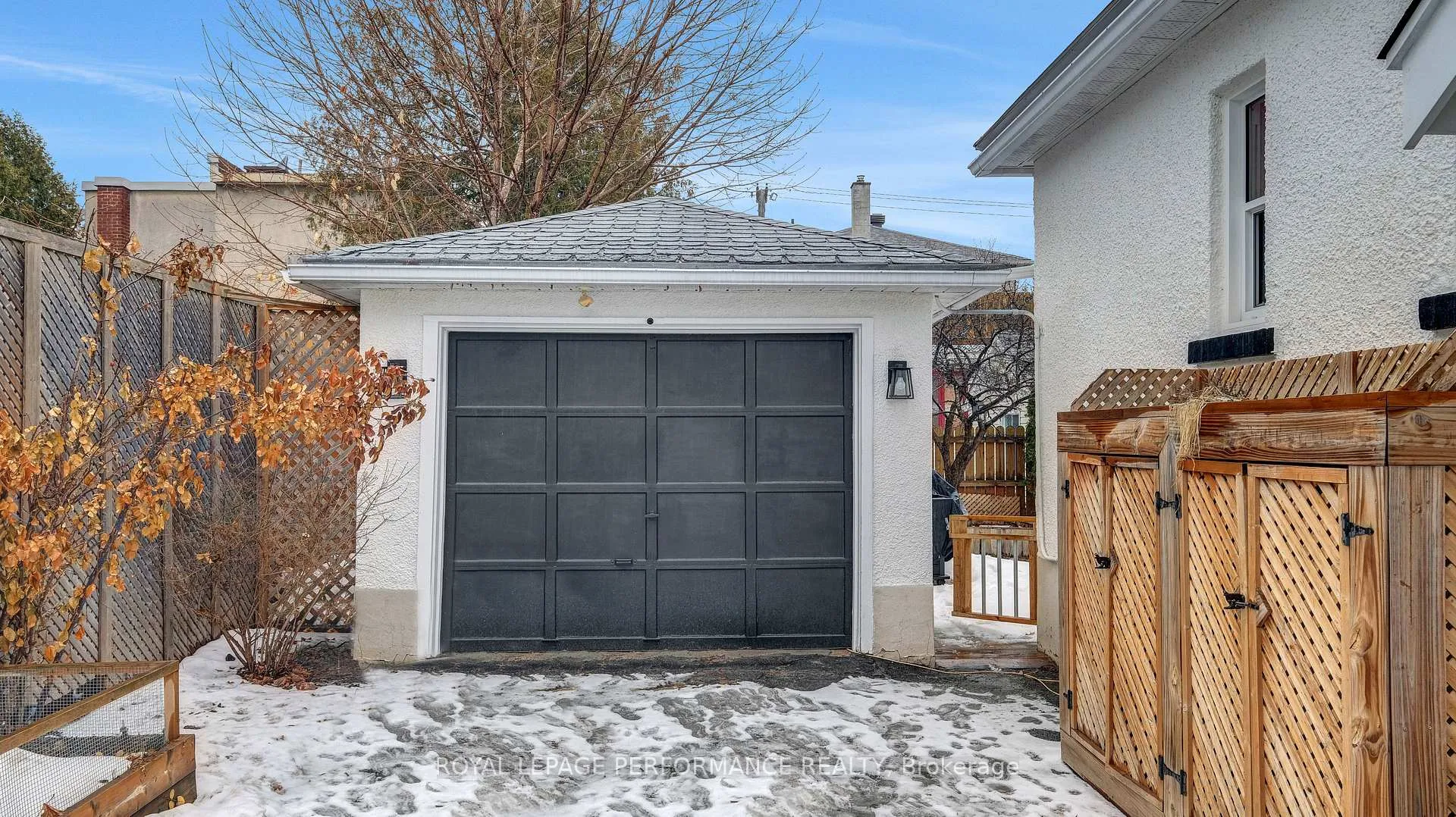 Photo 23 of 319 Frontenac Street, Ottawa, Vanier — HOMEH