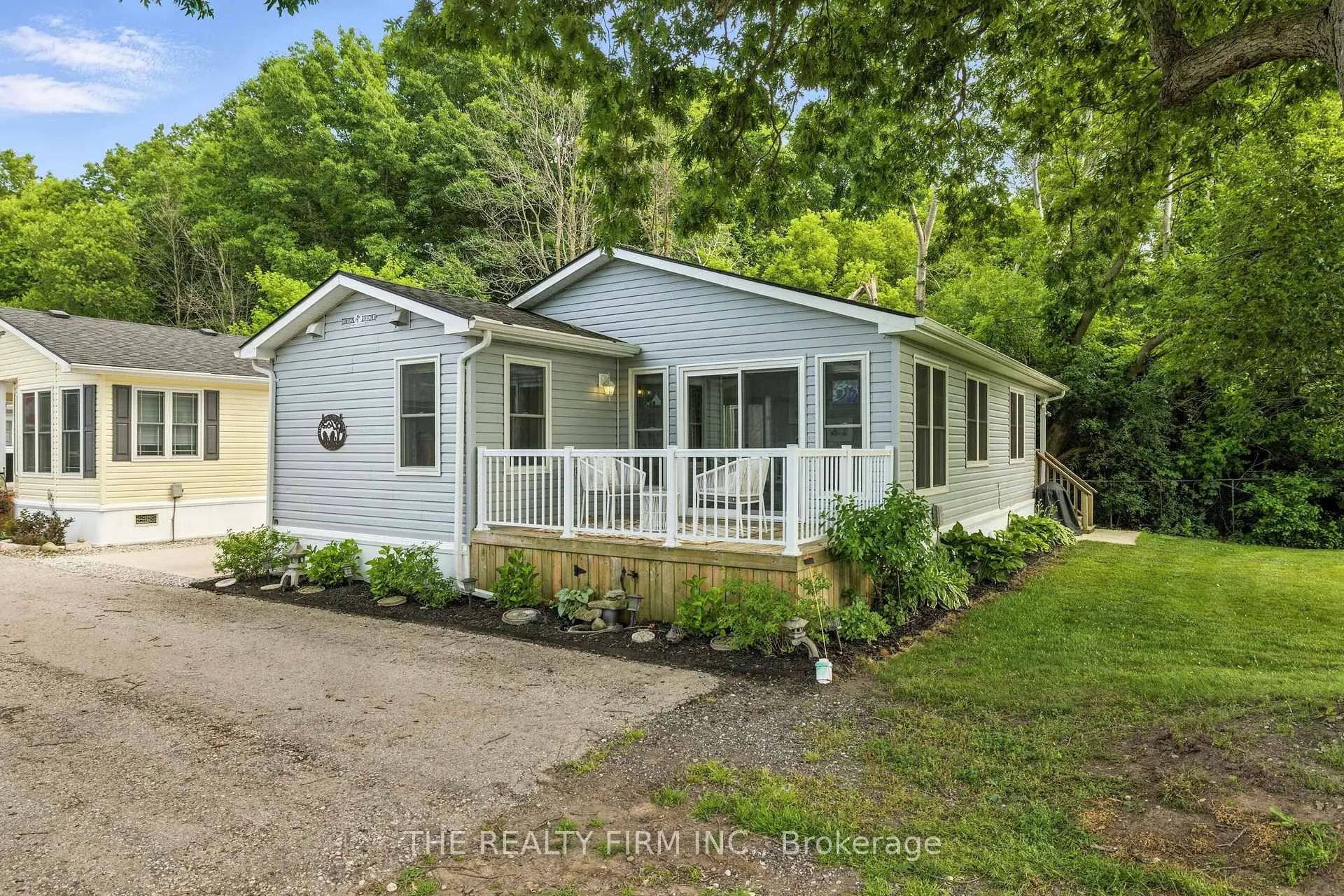 Photo 1 of Unit 1, 22790 Amiens Road, Middlesex Centre, Komoka — HOMEH
