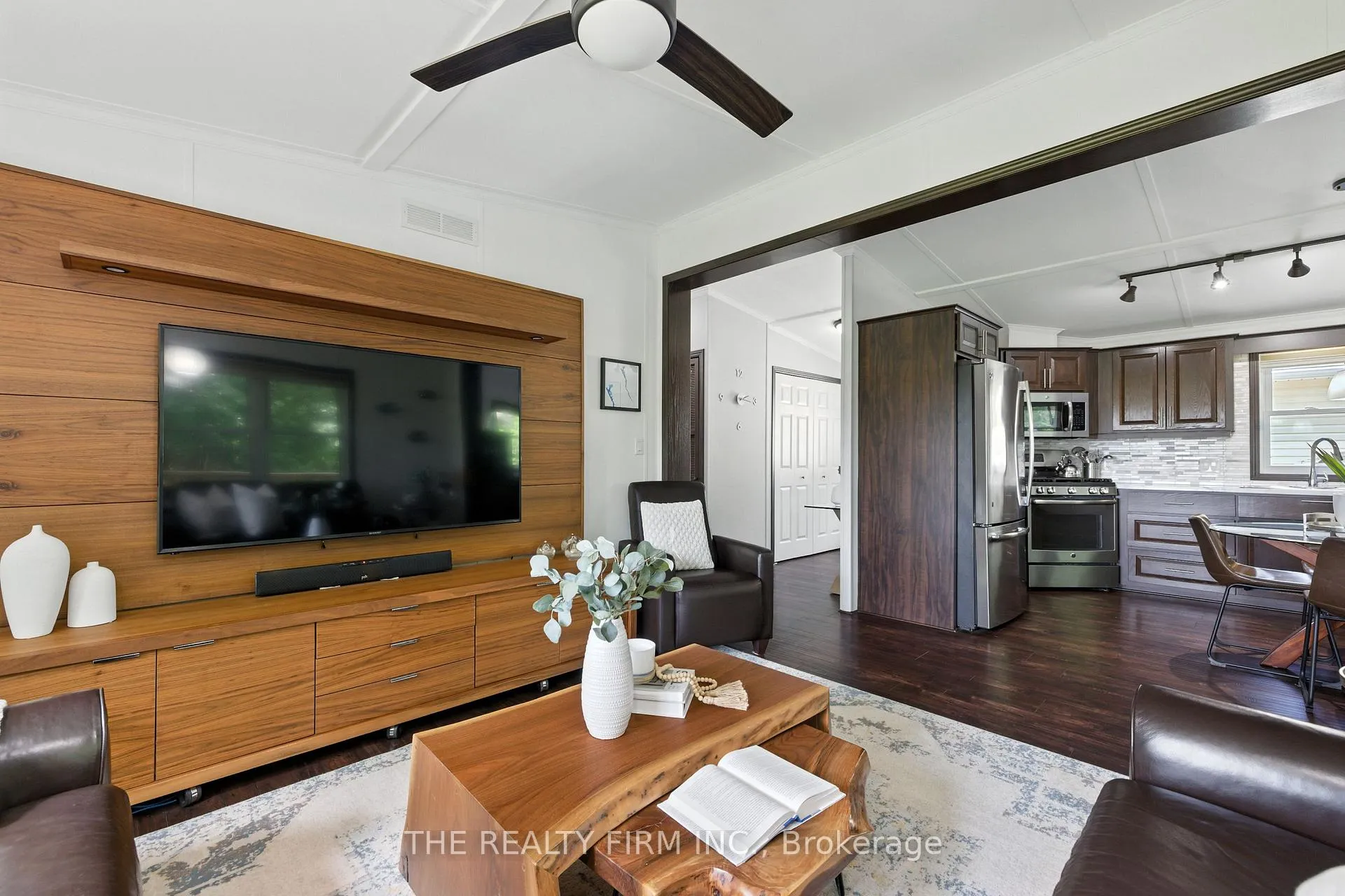 Photo 5 of Unit 1, 22790 Amiens Road, Middlesex Centre, Komoka — HOMEH