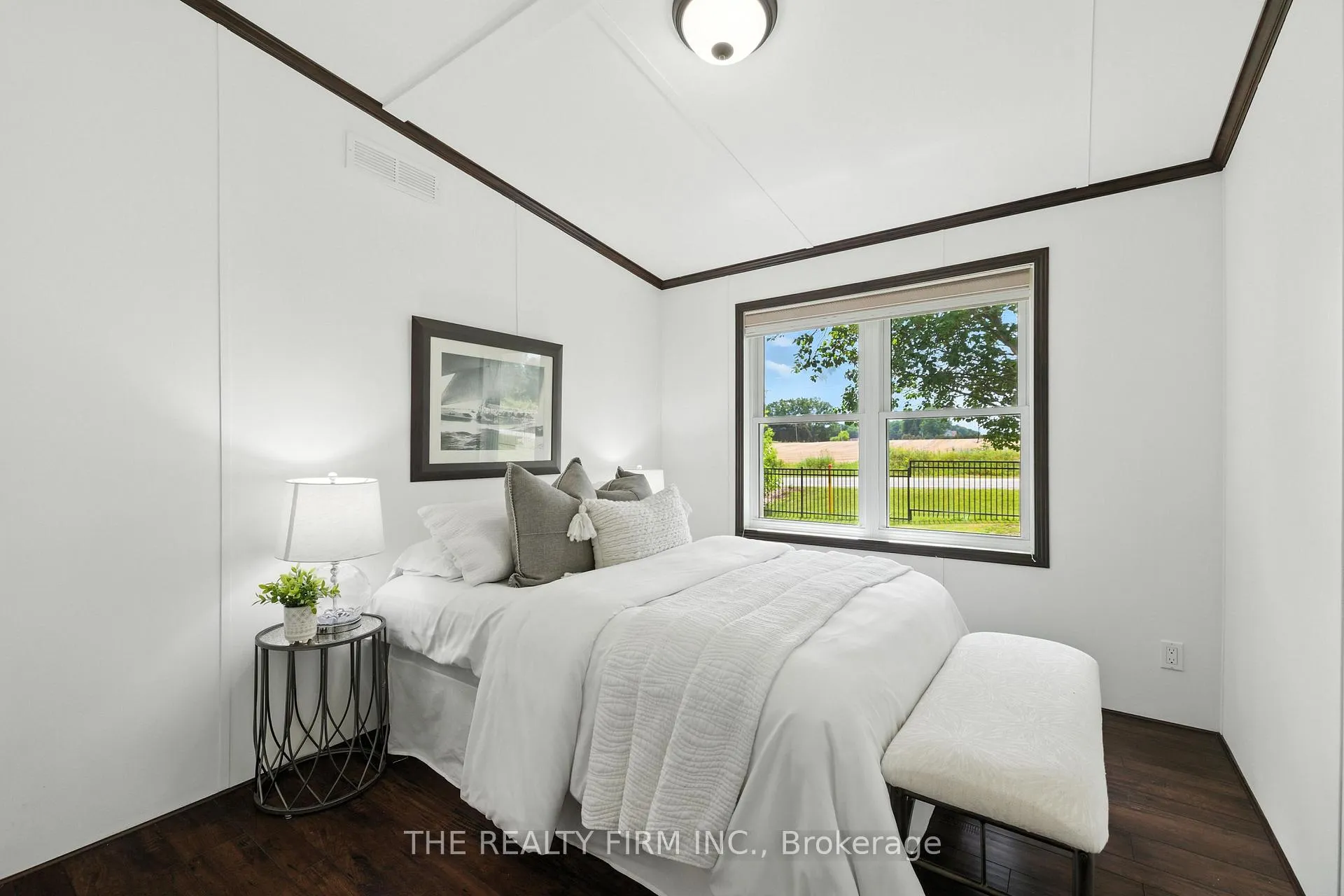 Photo 10 of Unit 1, 22790 Amiens Road, Middlesex Centre, Komoka — HOMEH